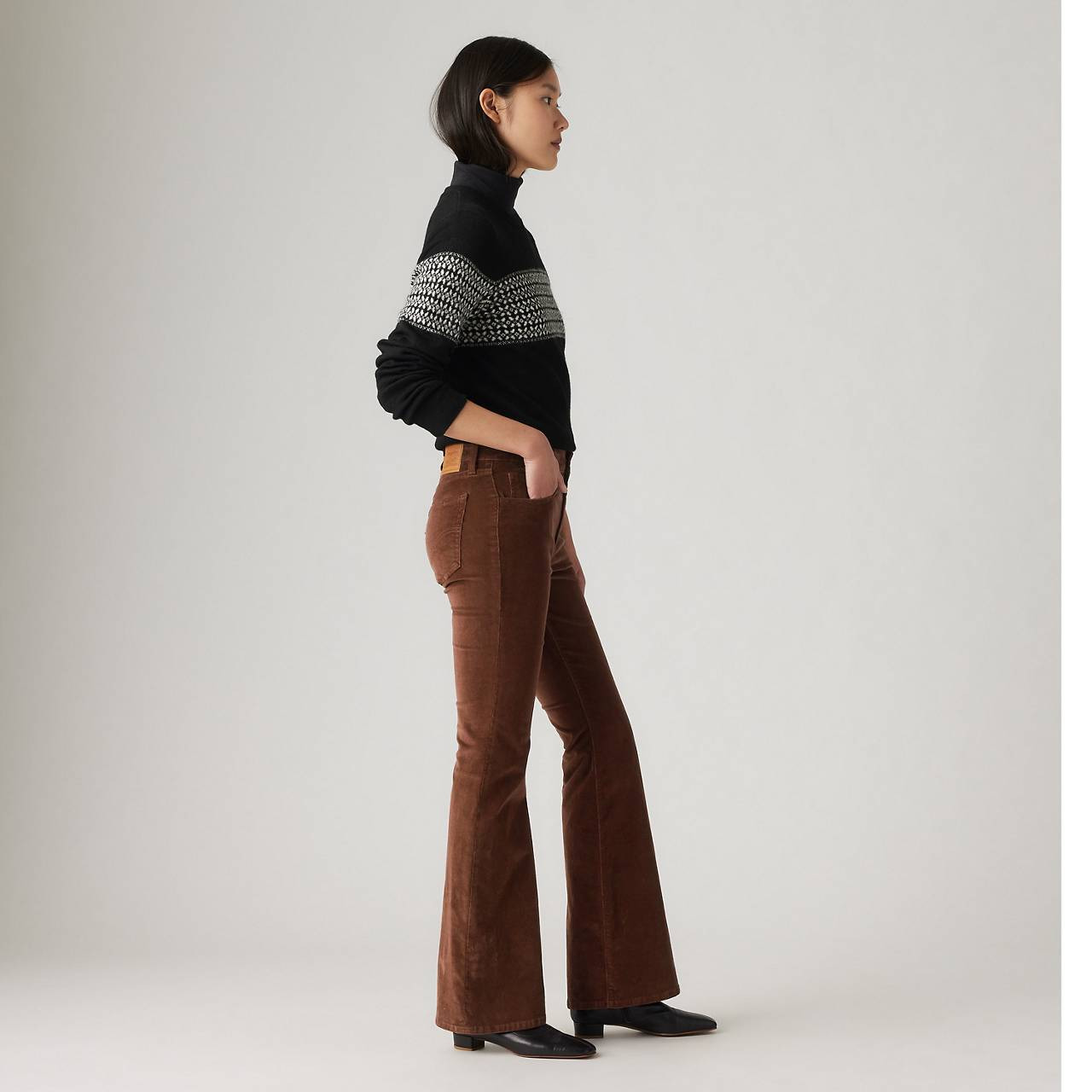 726 HIGH-RISE FLARE CORDUROY WOMEN'S PANTS - 4