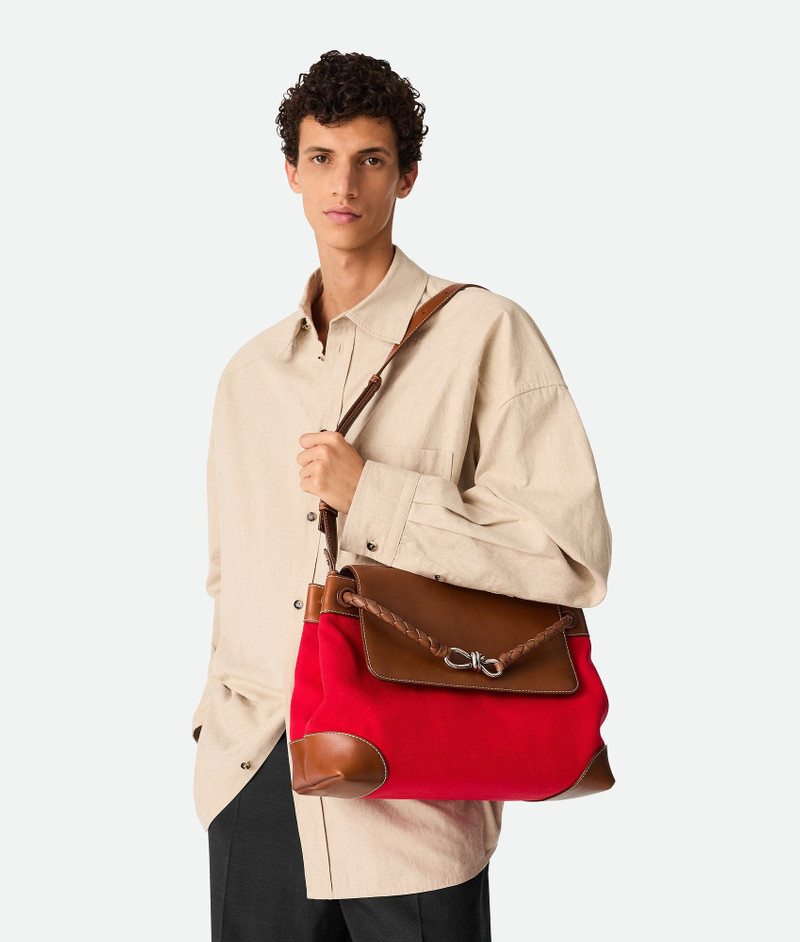 Bottega Veneta Andiamo Messenger outlook