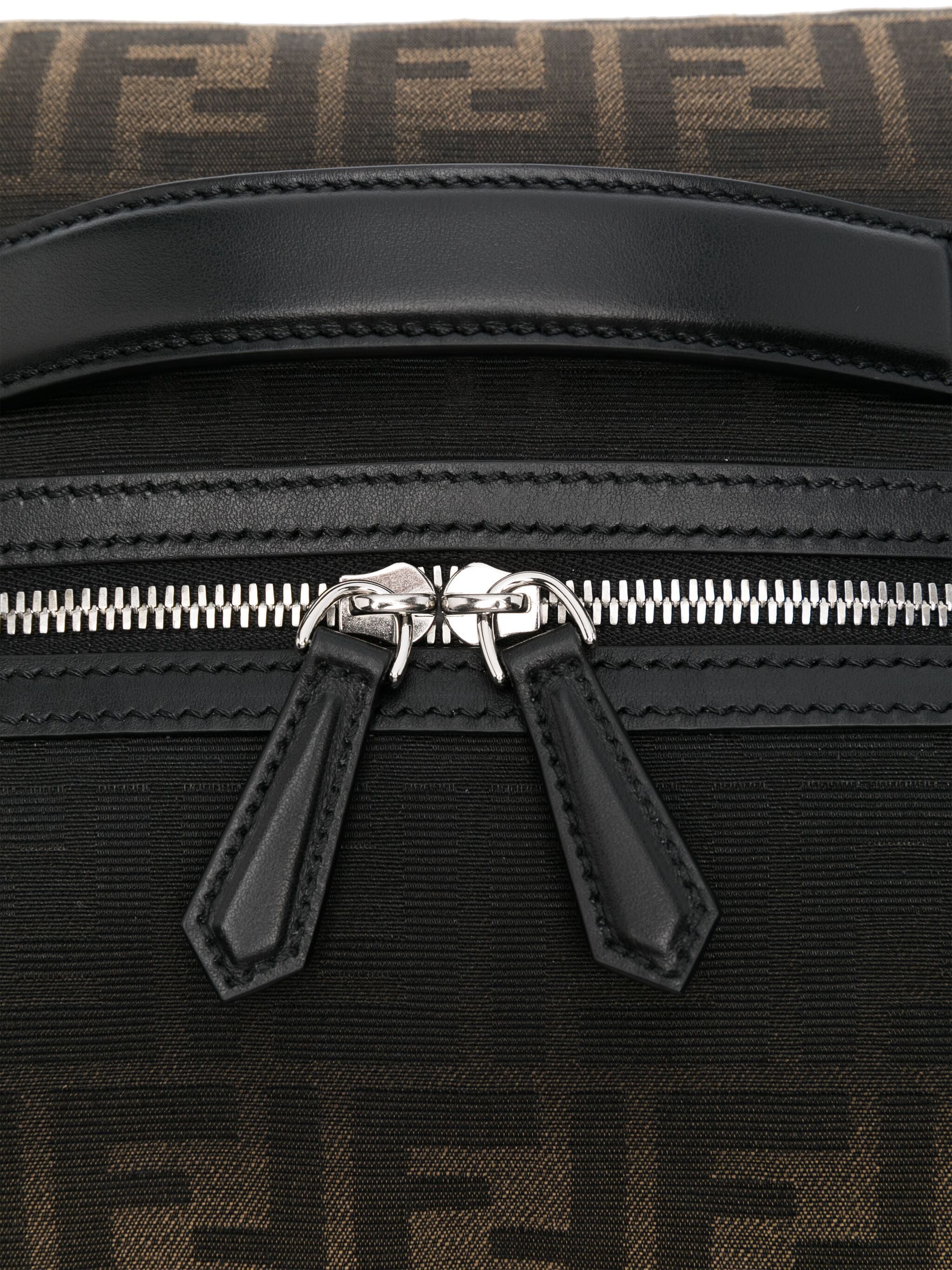 Small Fendi Siesta Clutch Bag - 2