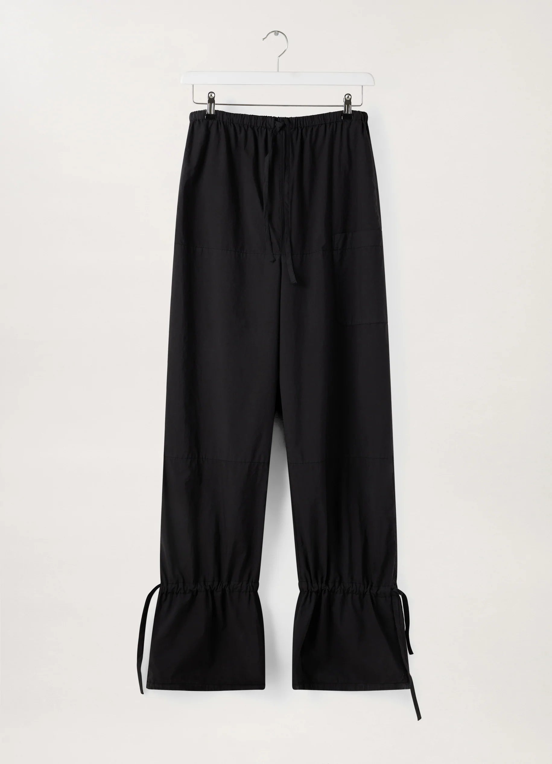 PARACHUTE PANTS
GARMENT DYED COTTON - 1