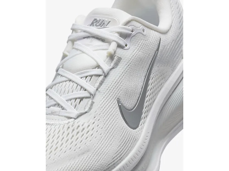 Nike Vomero 18 - 7