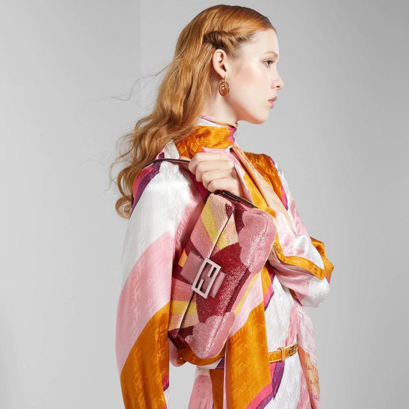 FENDI Medium 1997 Baguette bag made of satin with delicate all-over bead embroidery in pink and yellow emb outlook