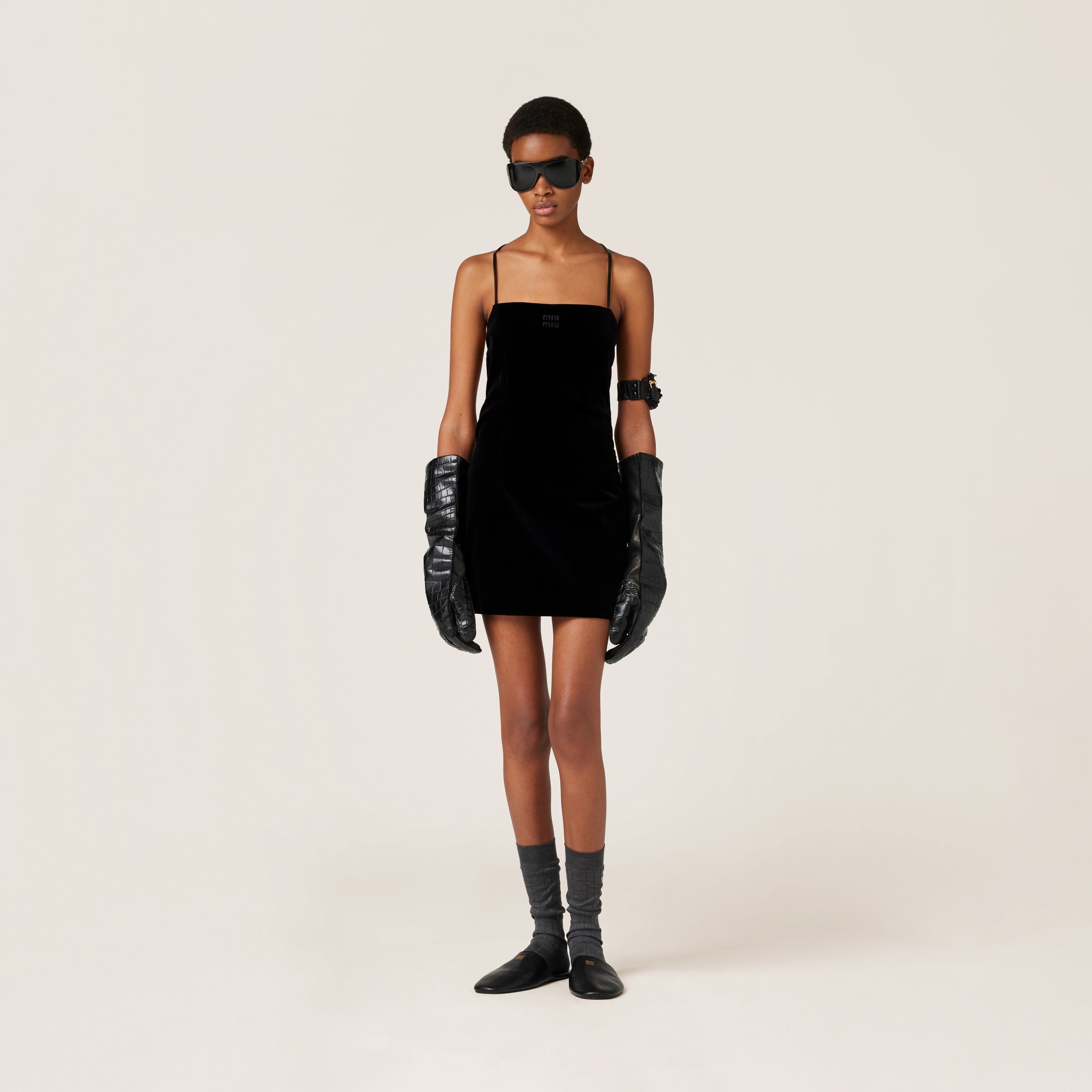 ワンピース Miu Miu Black Stretch Velvet Mini Dress Miu Miu Miu Miu Stretch Velvet Mini Dress 'Black' | goat