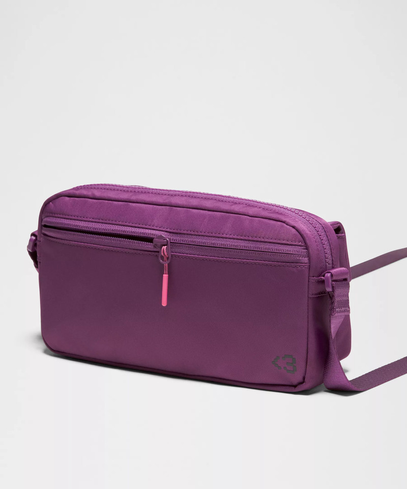 Multi-Pocket Crossbody Bag 2.5L *Pride 5