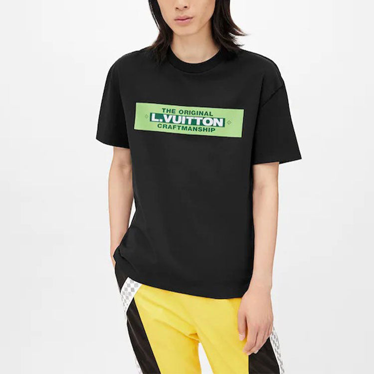 Men's LOUIS VUITTON SS22 Solid Color Alphabet Printing Short Sleeve Black 1A9T6Y - 4
