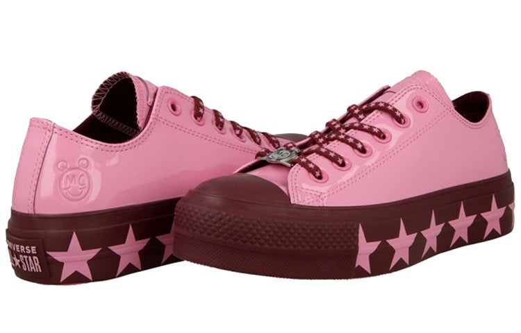 (WMNS) Converse Miley Cyrus x Chuck Taylor All Star Lift Ox 'Pink Burgundy' 563718C - 3