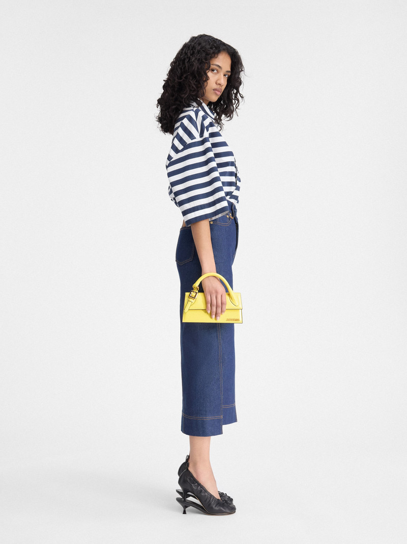 JACQUEMUS Le Chiquito long boucle outlook