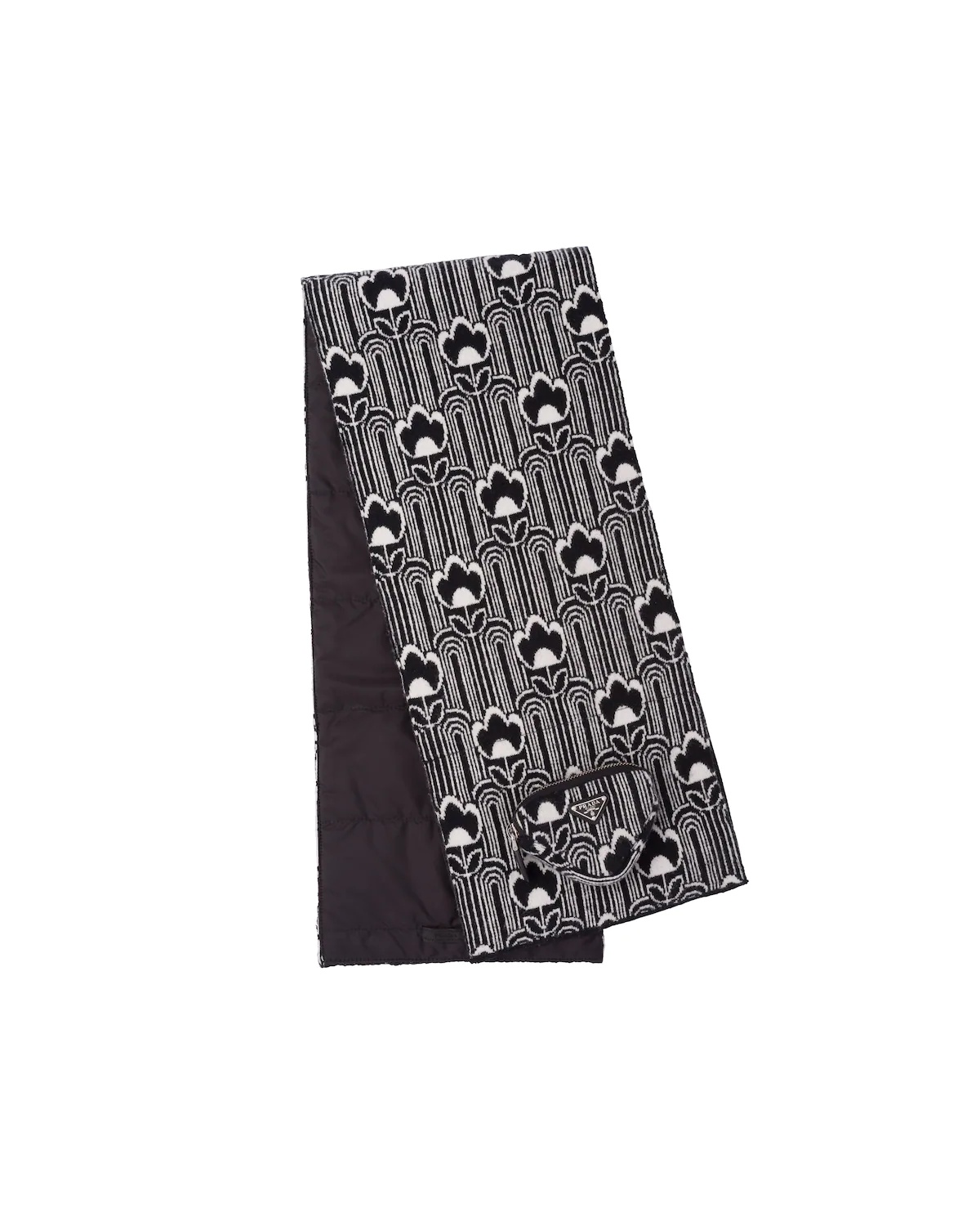 Reversible jacquard and Re-Nylon scarf 1