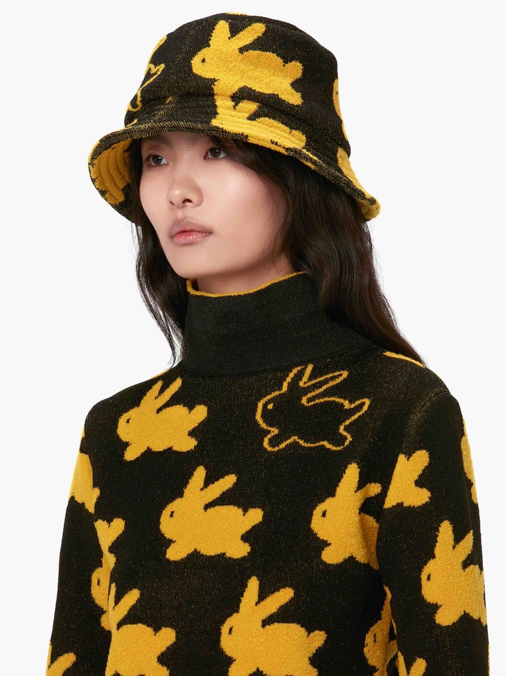 BUCKET HAT WITH BUNNY MOTIF - 2