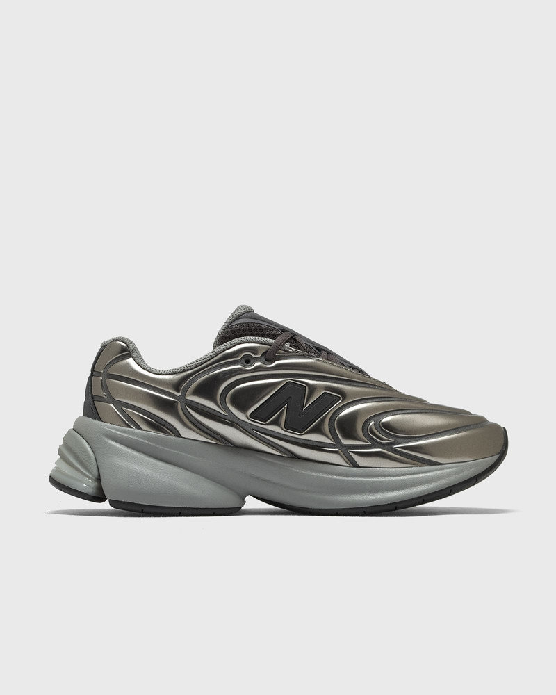 New Balance 5030 outlook