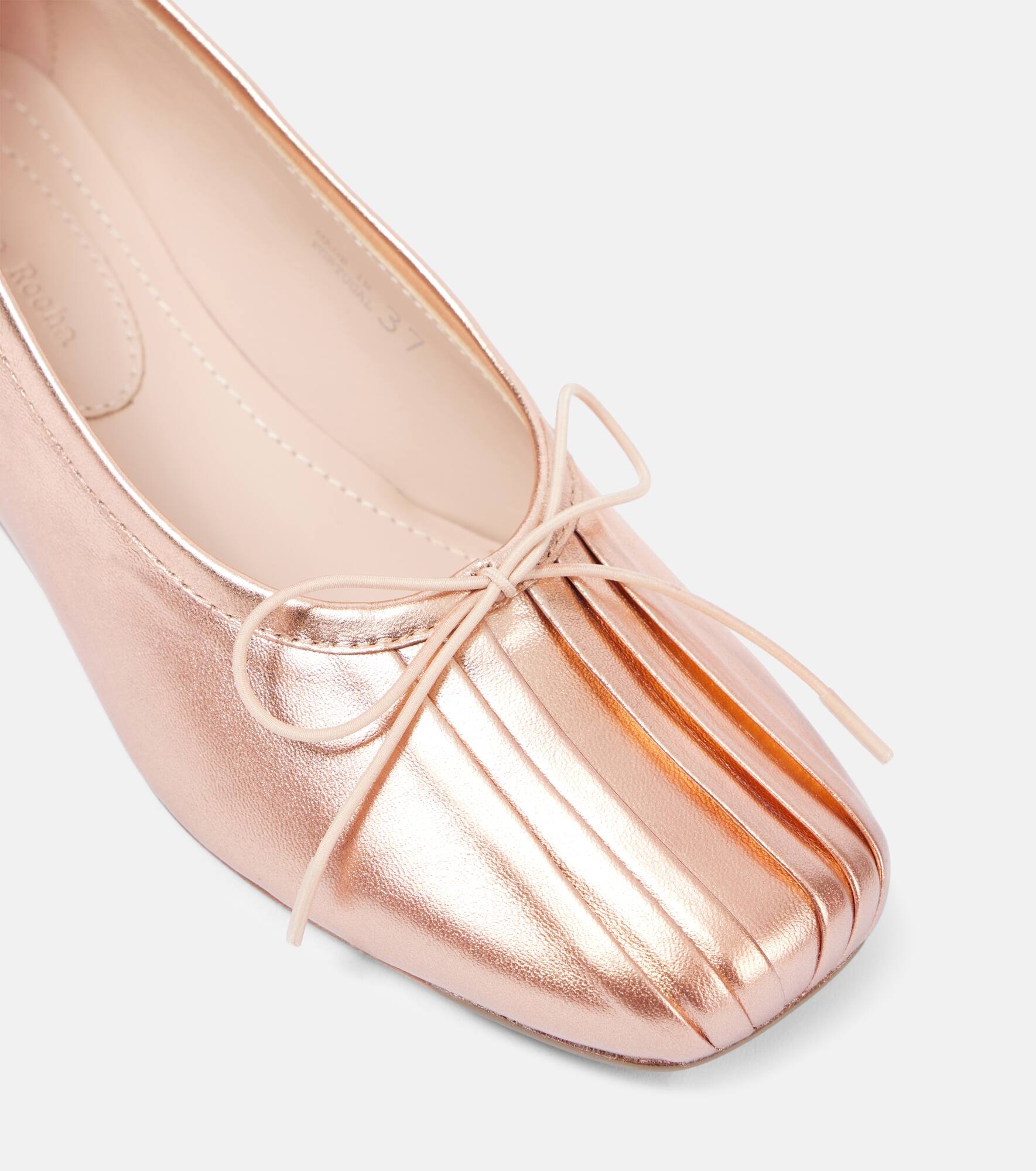 Classic pleated leather ballet flats - 6