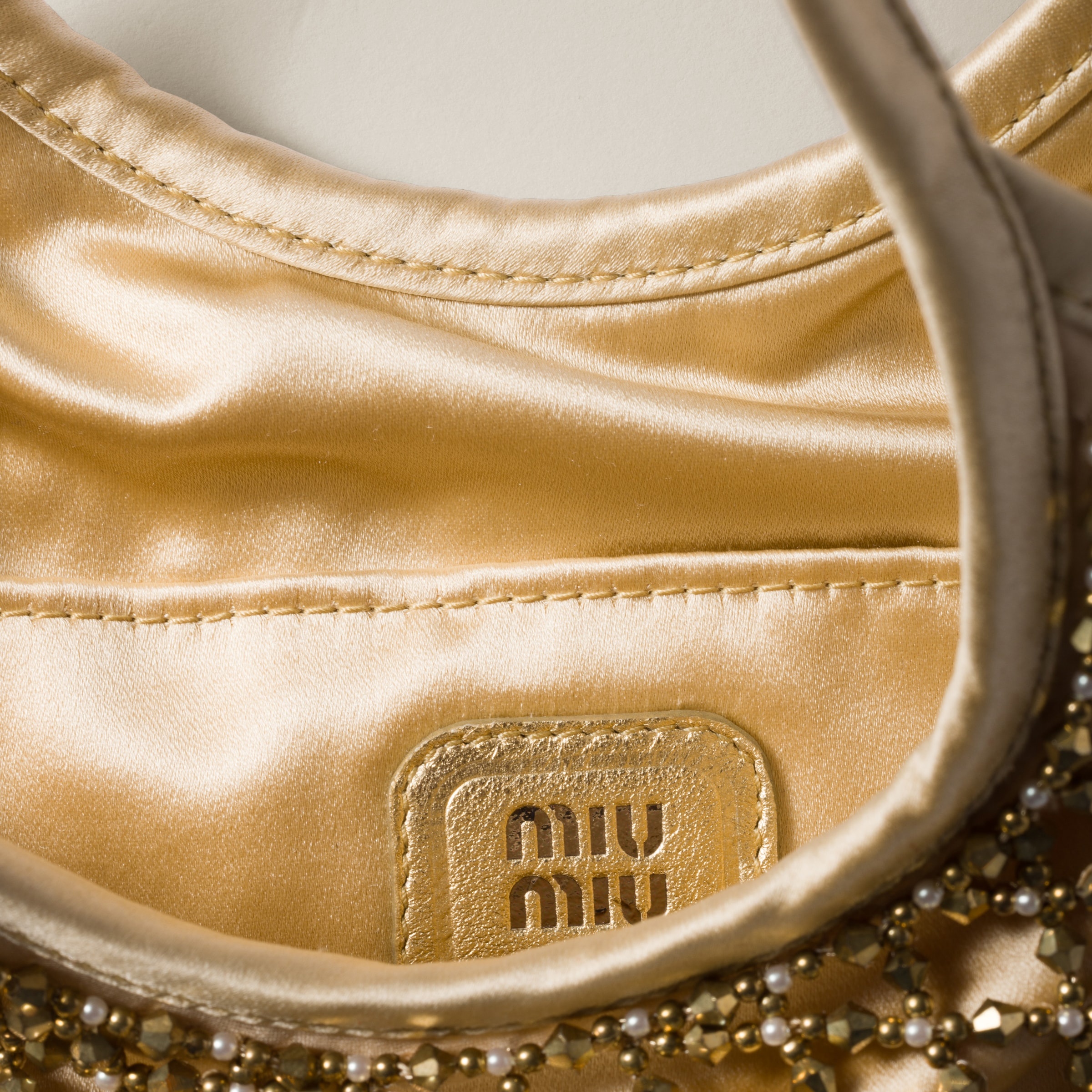 【日本入手困難】IVY beaded duchesse bag トートバッグ 楽天市場】本革 牛革 パイソン トートバッグ バッグチャーム付き