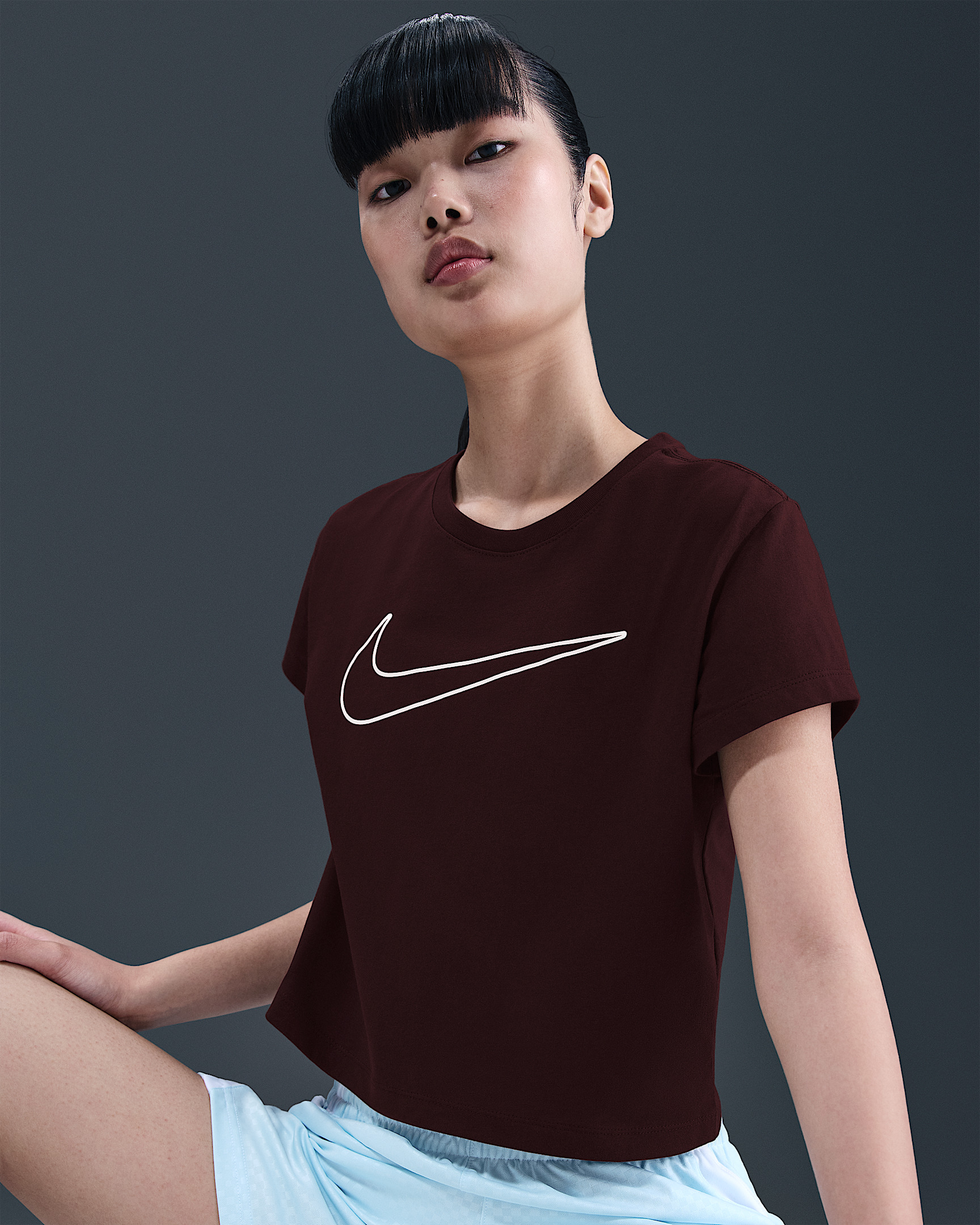 Nike Sportswear Women's Short-Sleeve Graphic T-Shirt - 3
