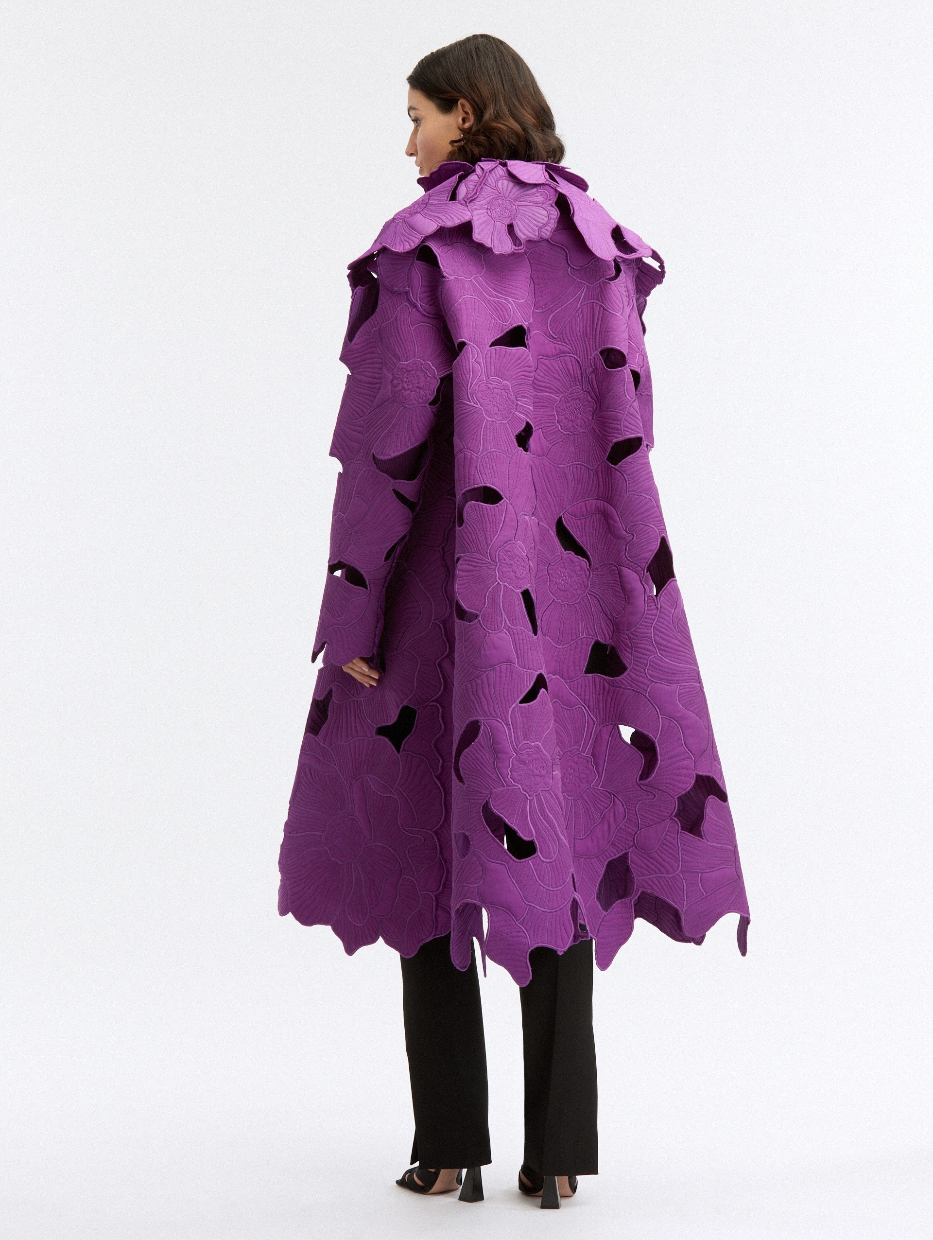 FLORAL CUTOUT COAT - 3
