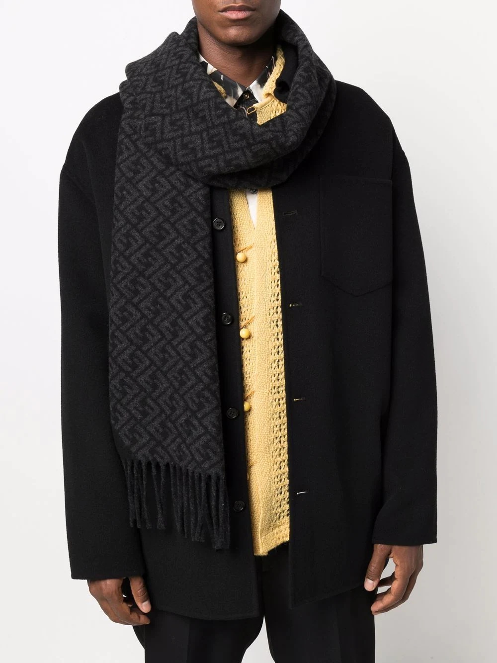 FF-motif knitted fringe-trim scarf - 2