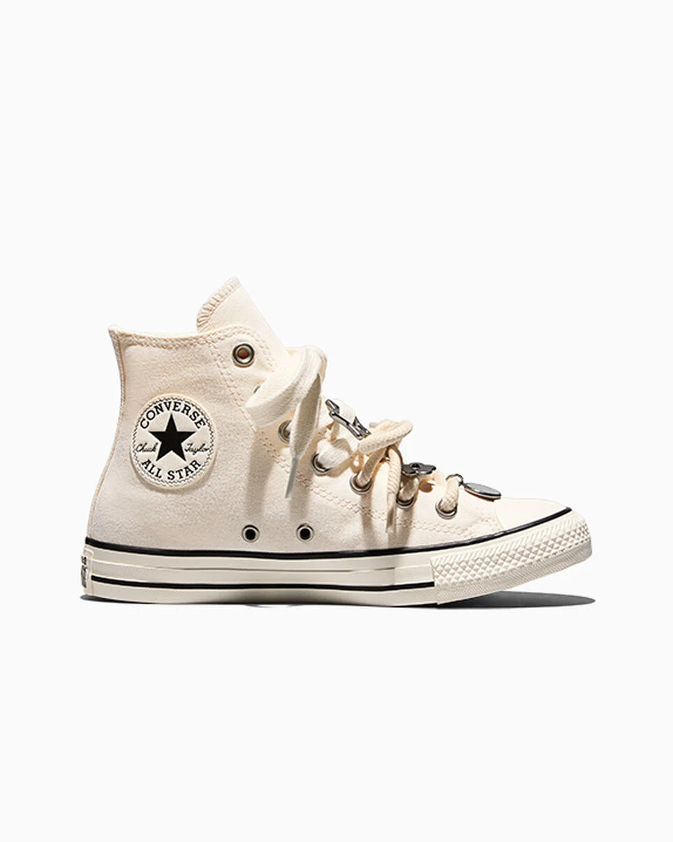 Chuck Taylor All Star Nostalgic Charms - 1