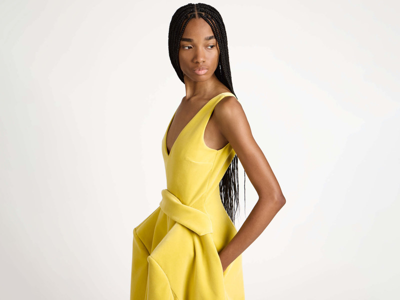 WOMENS STRUCTURED DRESS IN SOFT LEMON 7