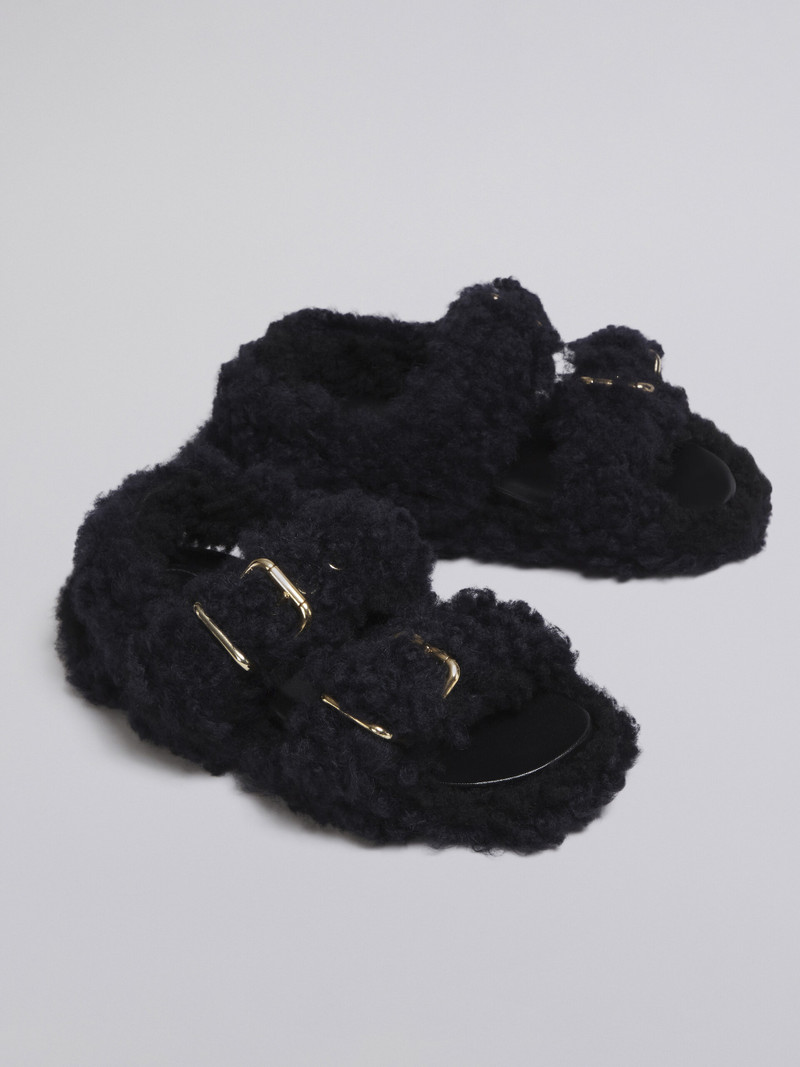 BLACK SHEARLING FUSSBET 5