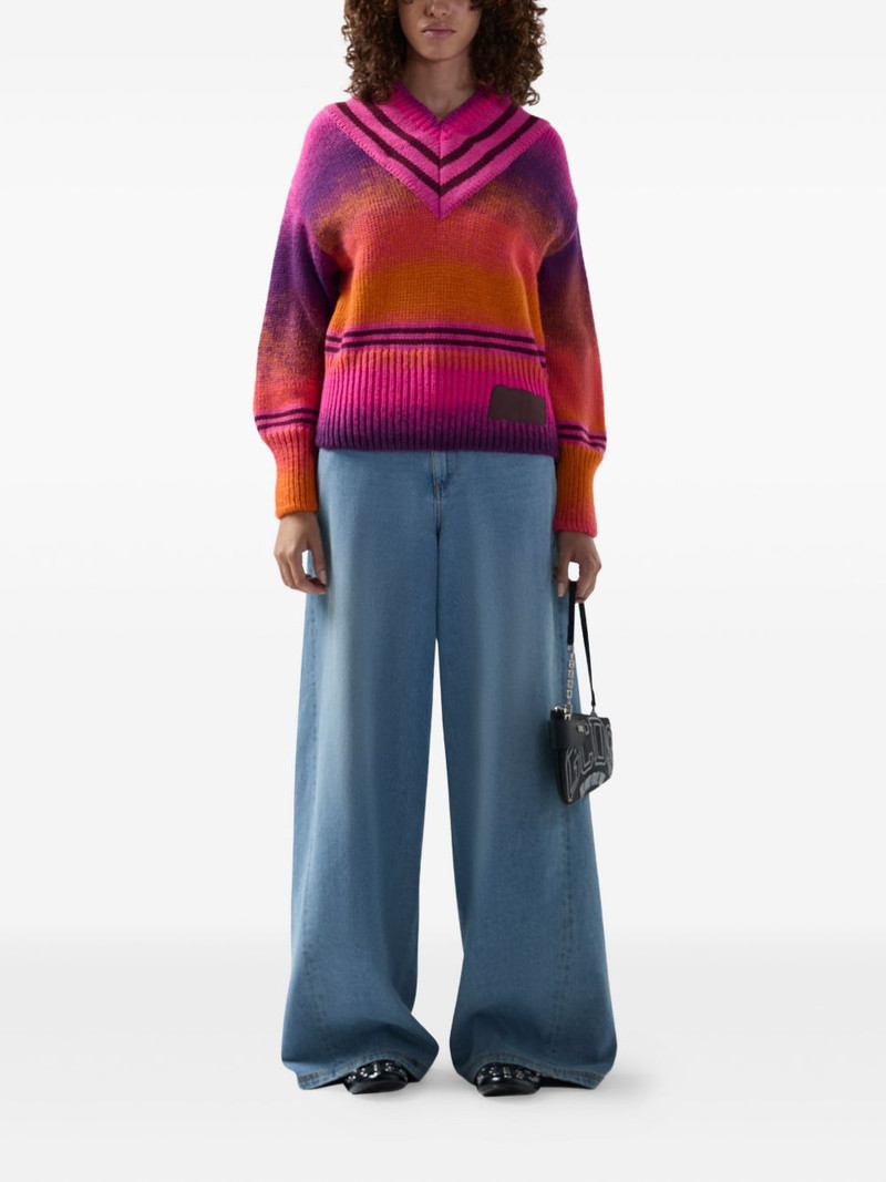 GCDS V-neck degrade jumpers outlook