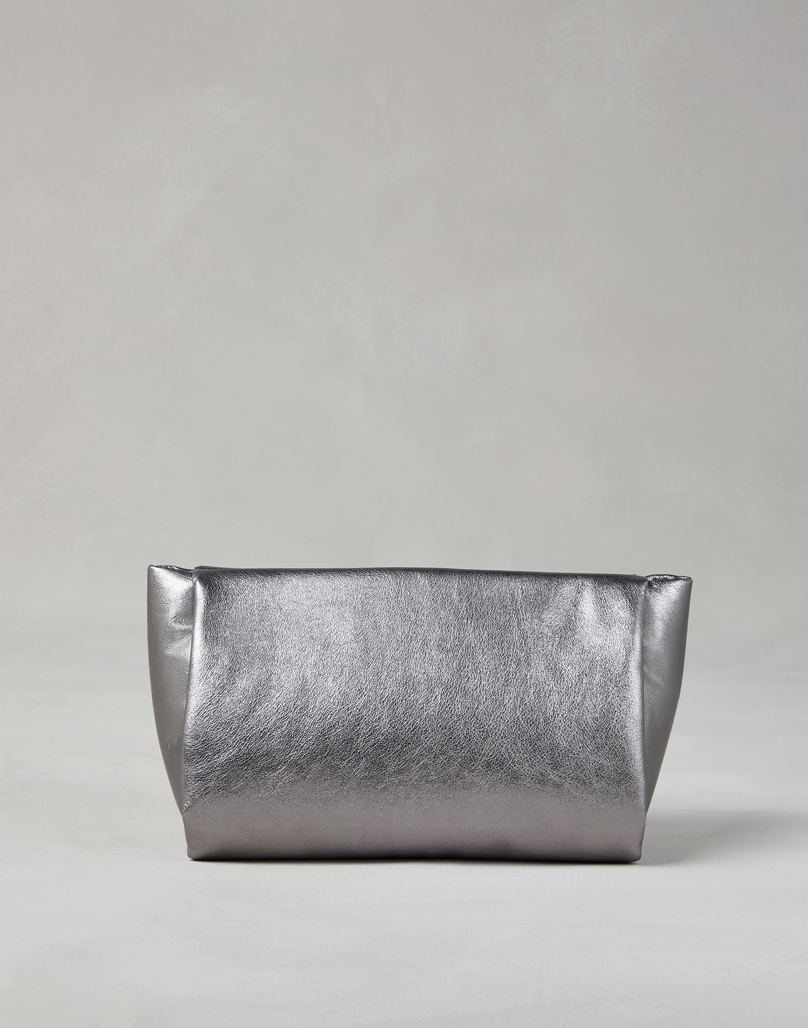Lamé calfskin clutch bag with shimmering detail - 2
