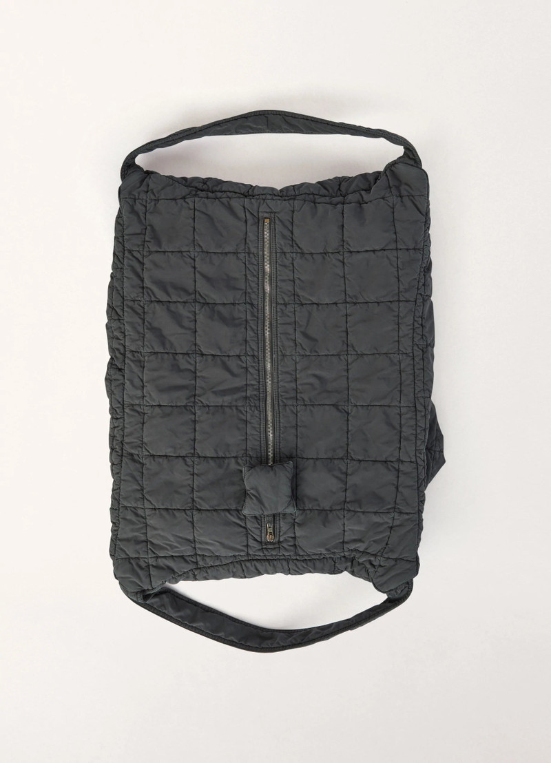 WADDED LARGE TOTE BAGE
COTTON NYLON 3