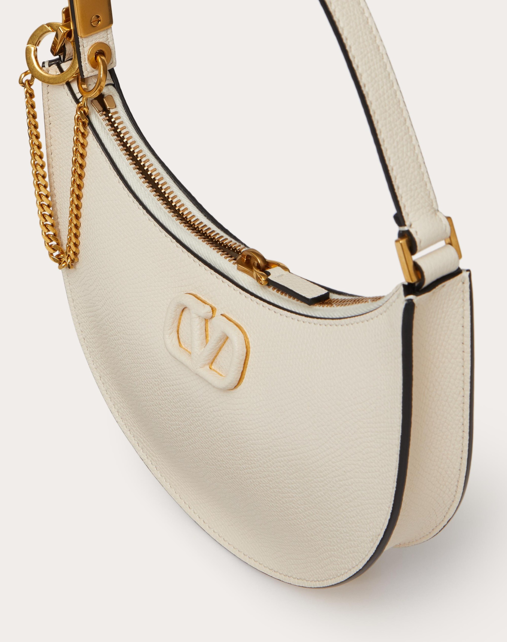 MINI VLOGO SIGNATURE GRAINY CALFSKIN HOBO BAG - 6