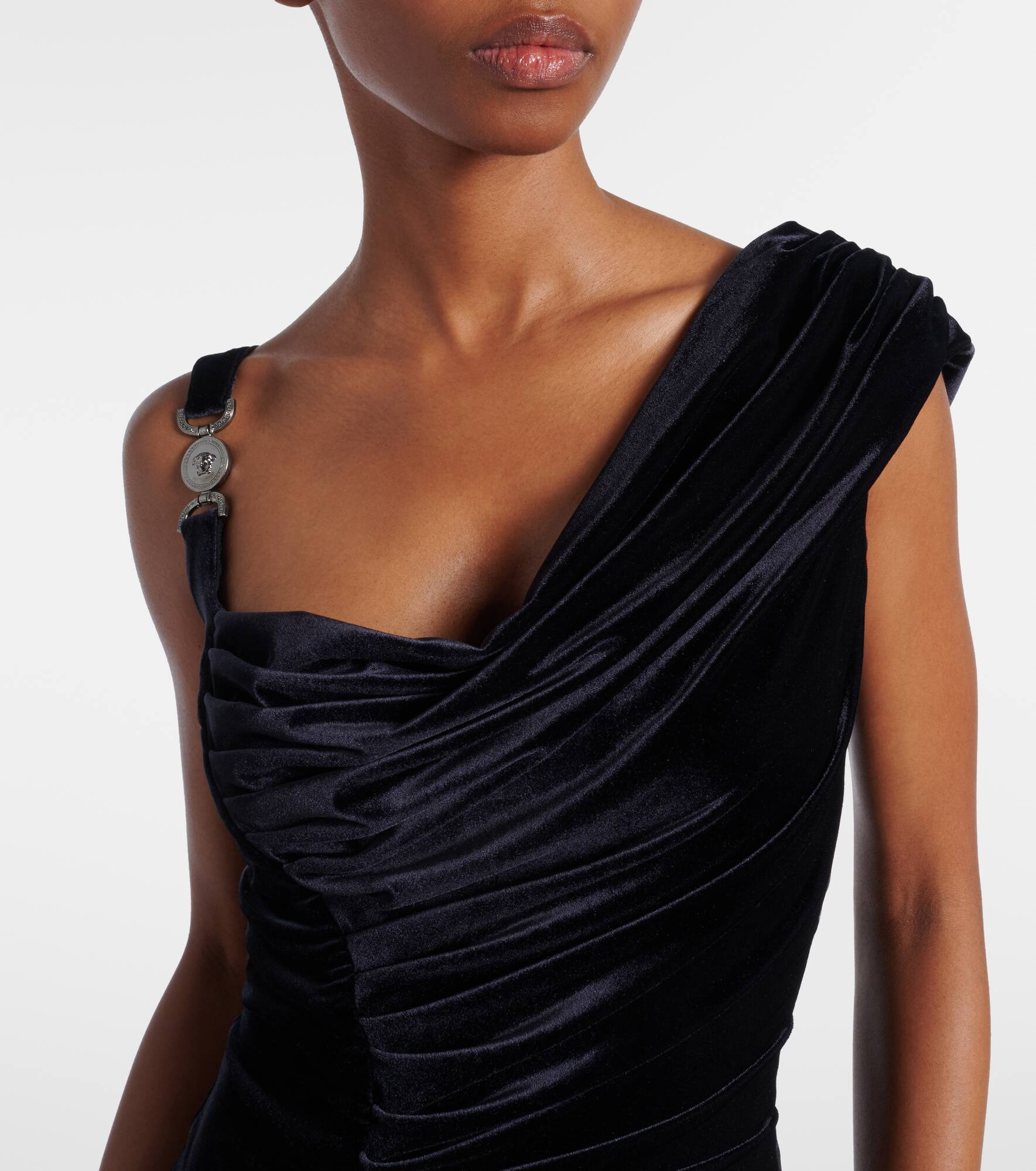 Asymmetric gathered velvet gown - 4