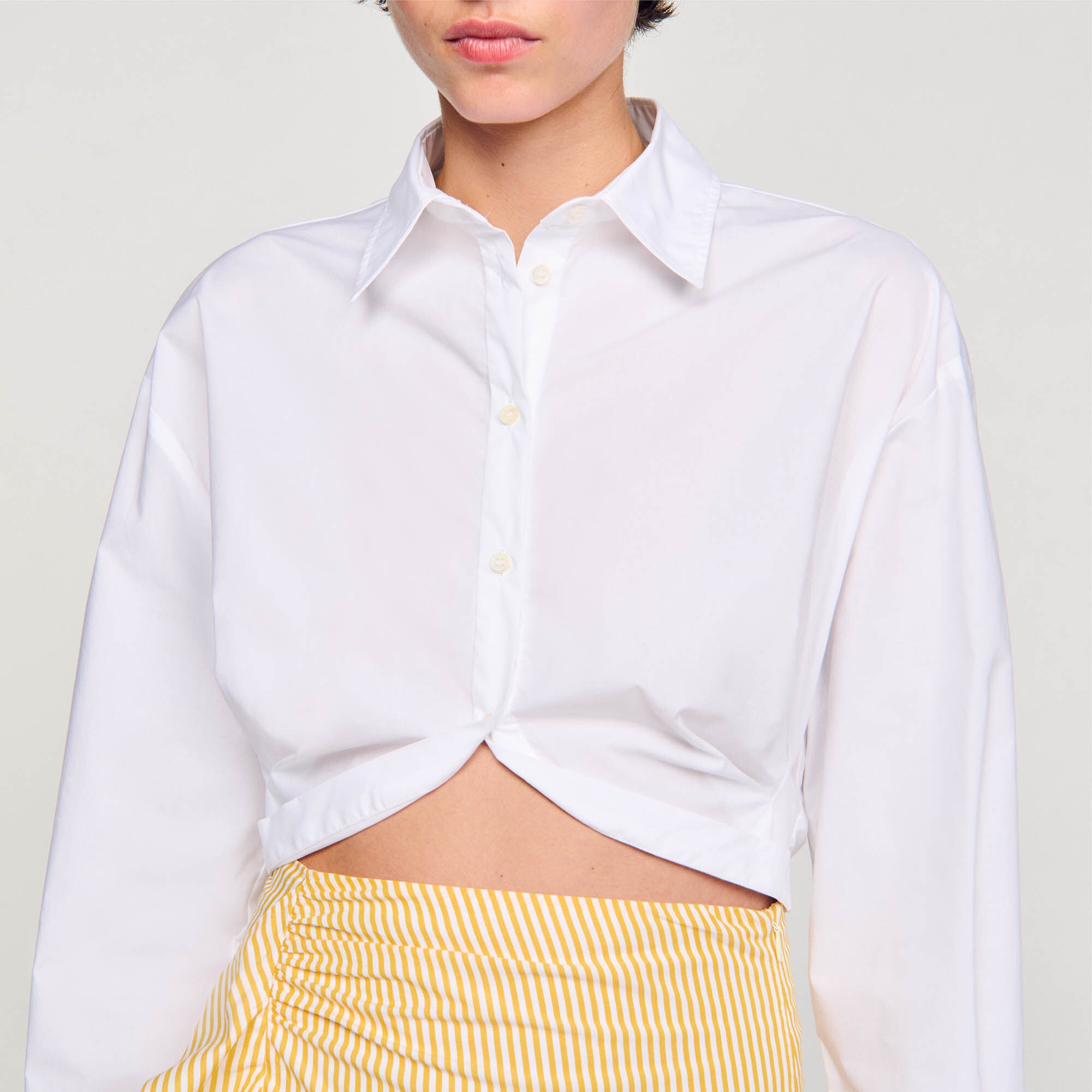 CROPPED SHIRT WITH TWIST - 4
