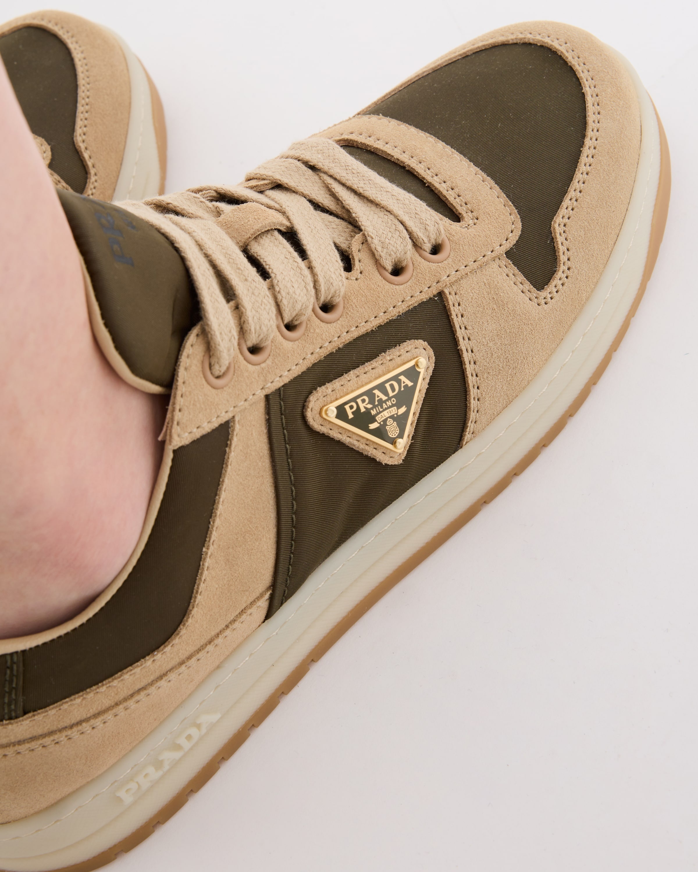 スニーカー PRADA  downtown sneakers in suede and nylon Prada Men's Downtown Nylon and Suede Low-Top Sneakers