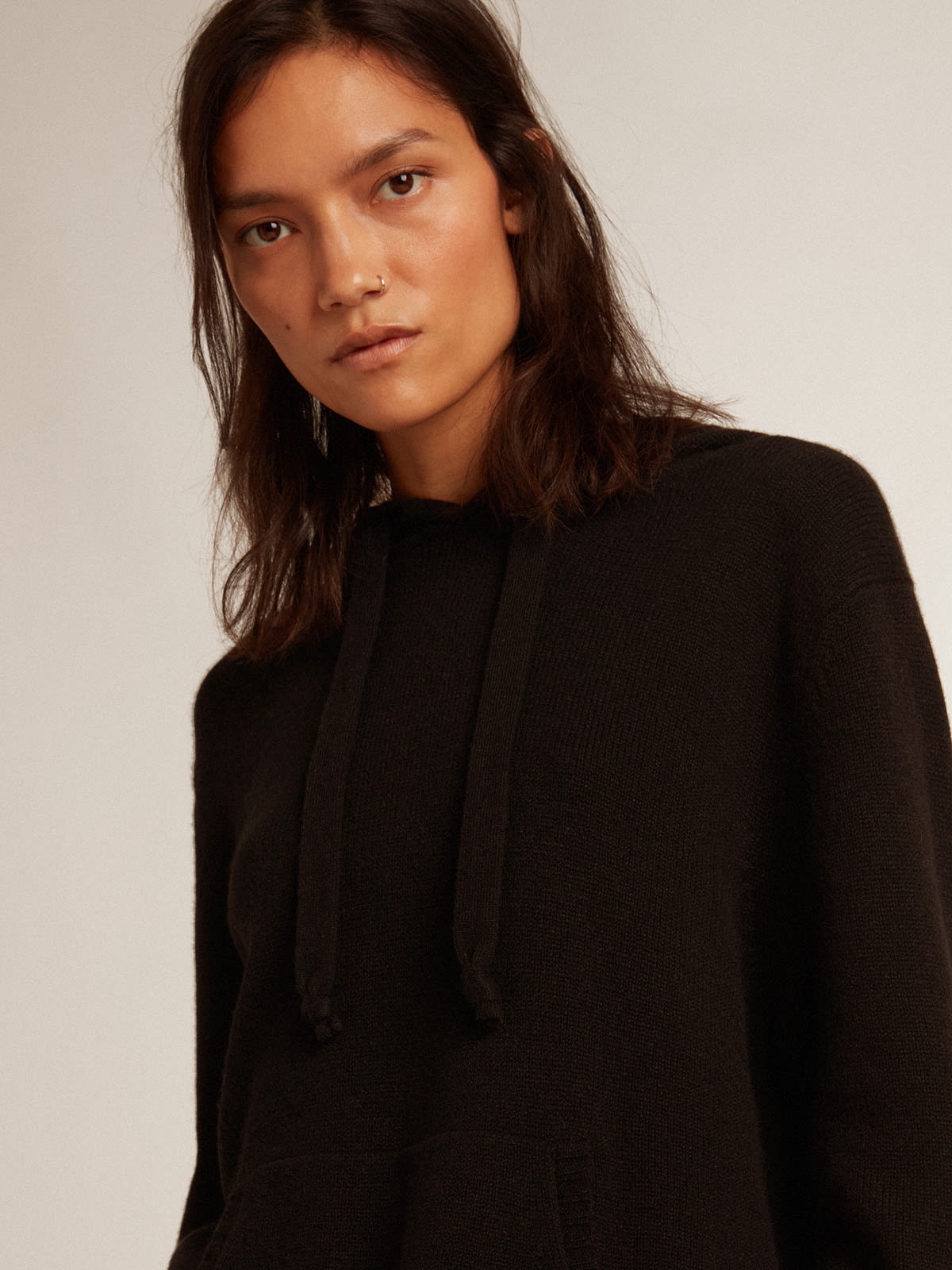 Women’s black cashmere blend sweatshirt with hood - 2