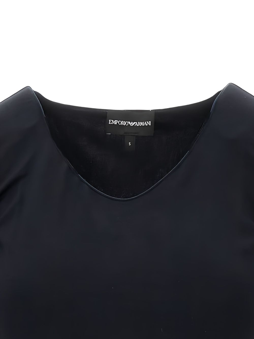 V-neck T-shirt - 2
