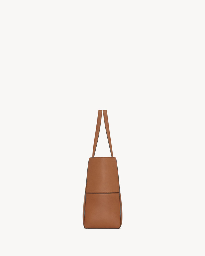 SAINT LAURENT PARIS SMALL 4 CARRÉ TOTE IN LEATHER 3