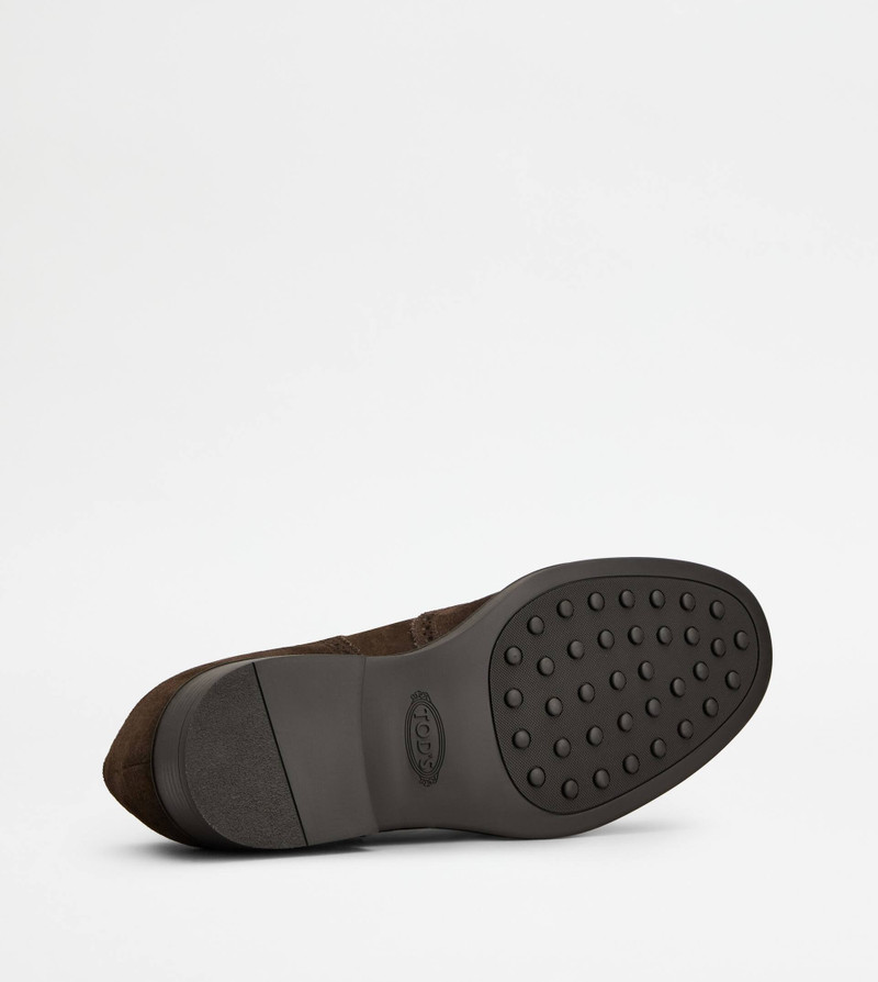 LACE-UPS IN SUEDE - BROWN 4