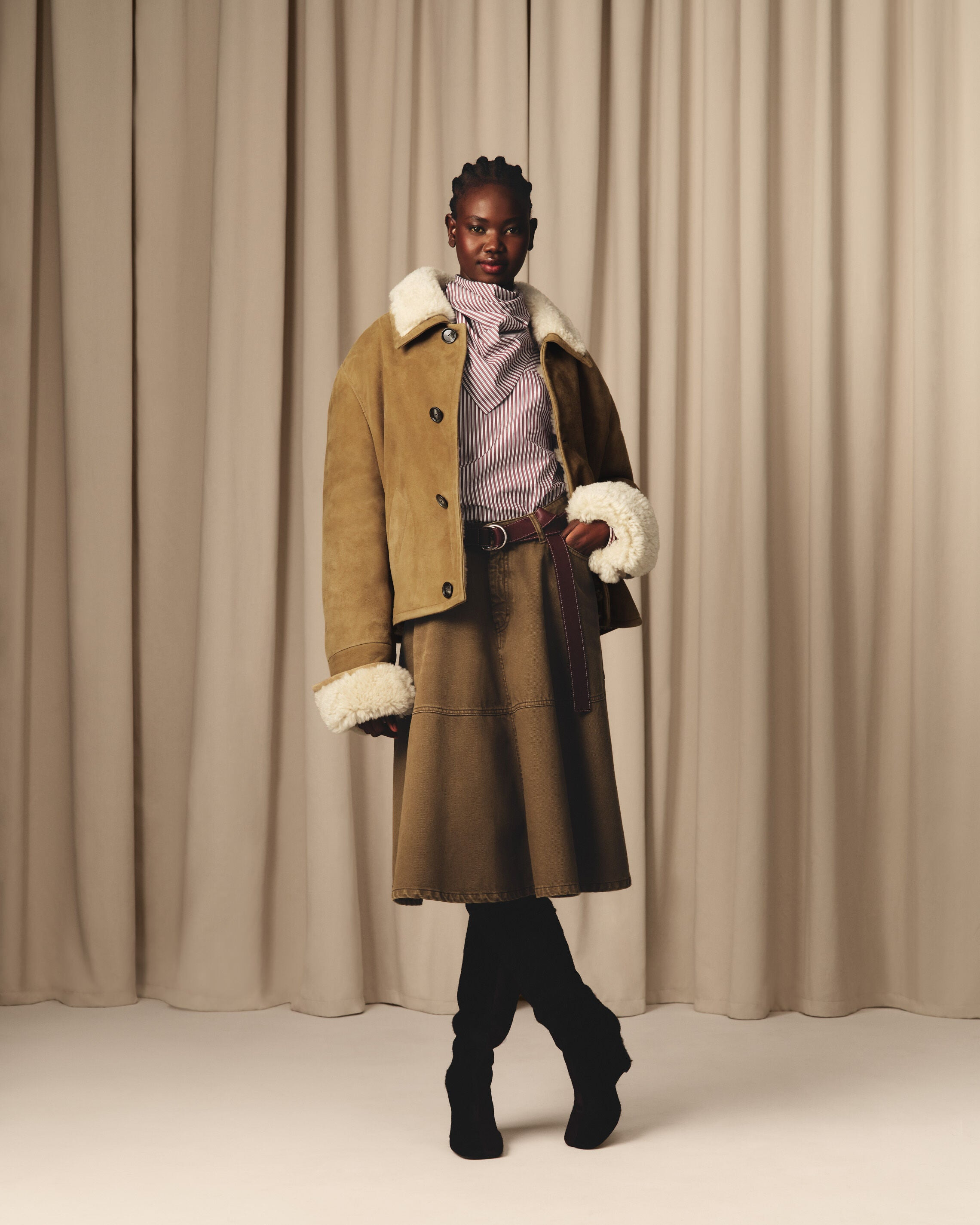 BROWN SHEARLING BUTTONNED JACKET - 7
