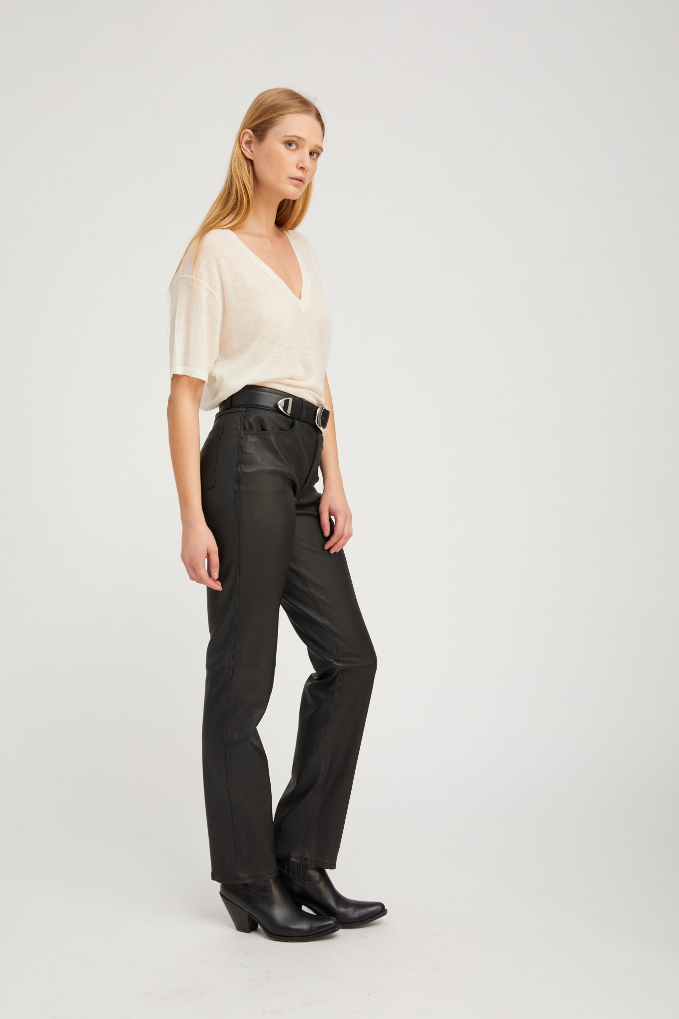 IVORY TISSUE CASHMERE V-NECK TEE - 4