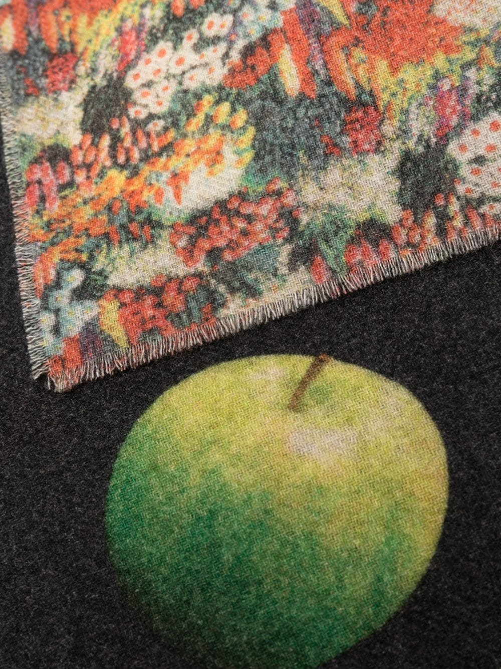 apple print scarf - 3