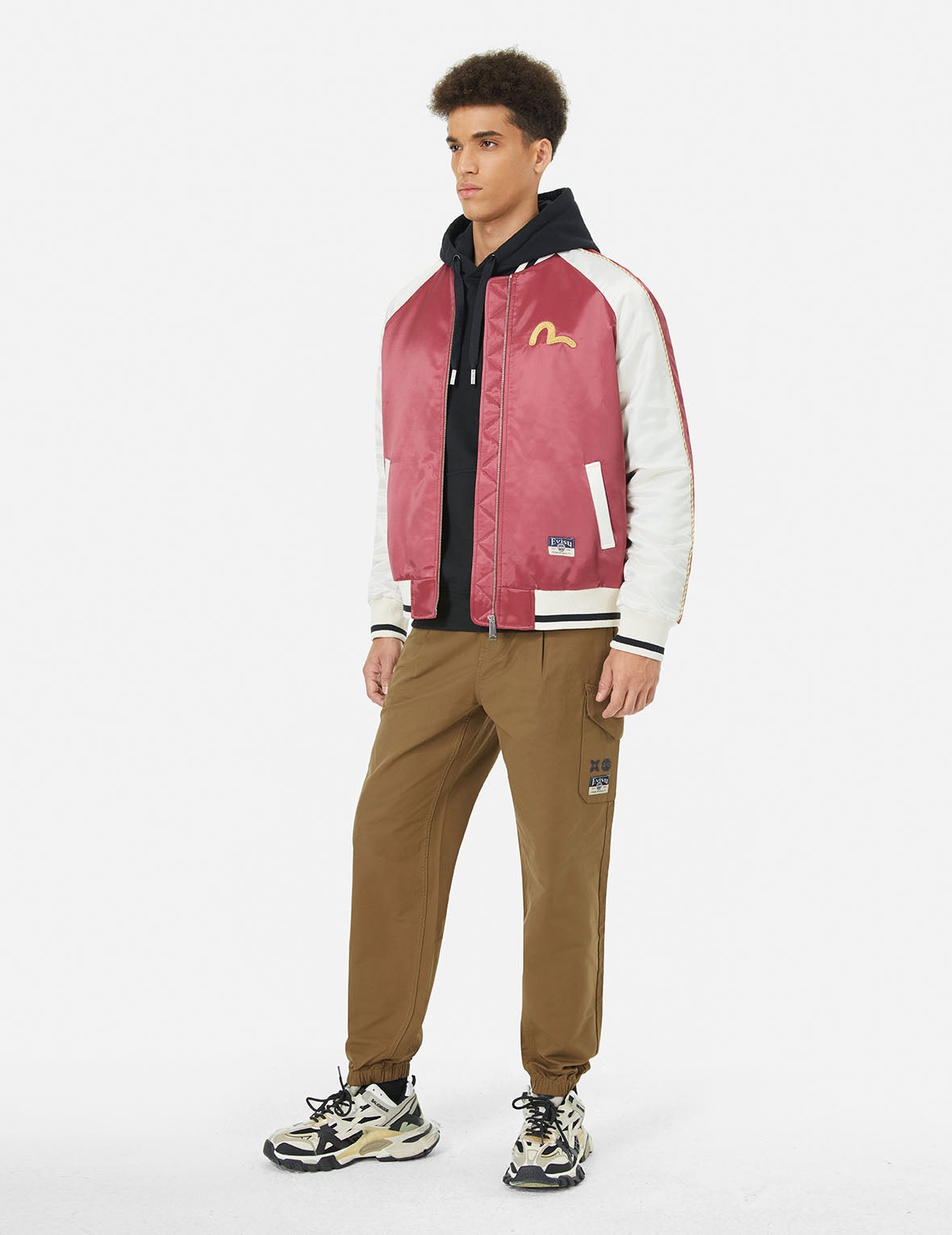 Kamon and Wheel of Wisdom Embroidery Fashion Fit Woven Jogger - 3