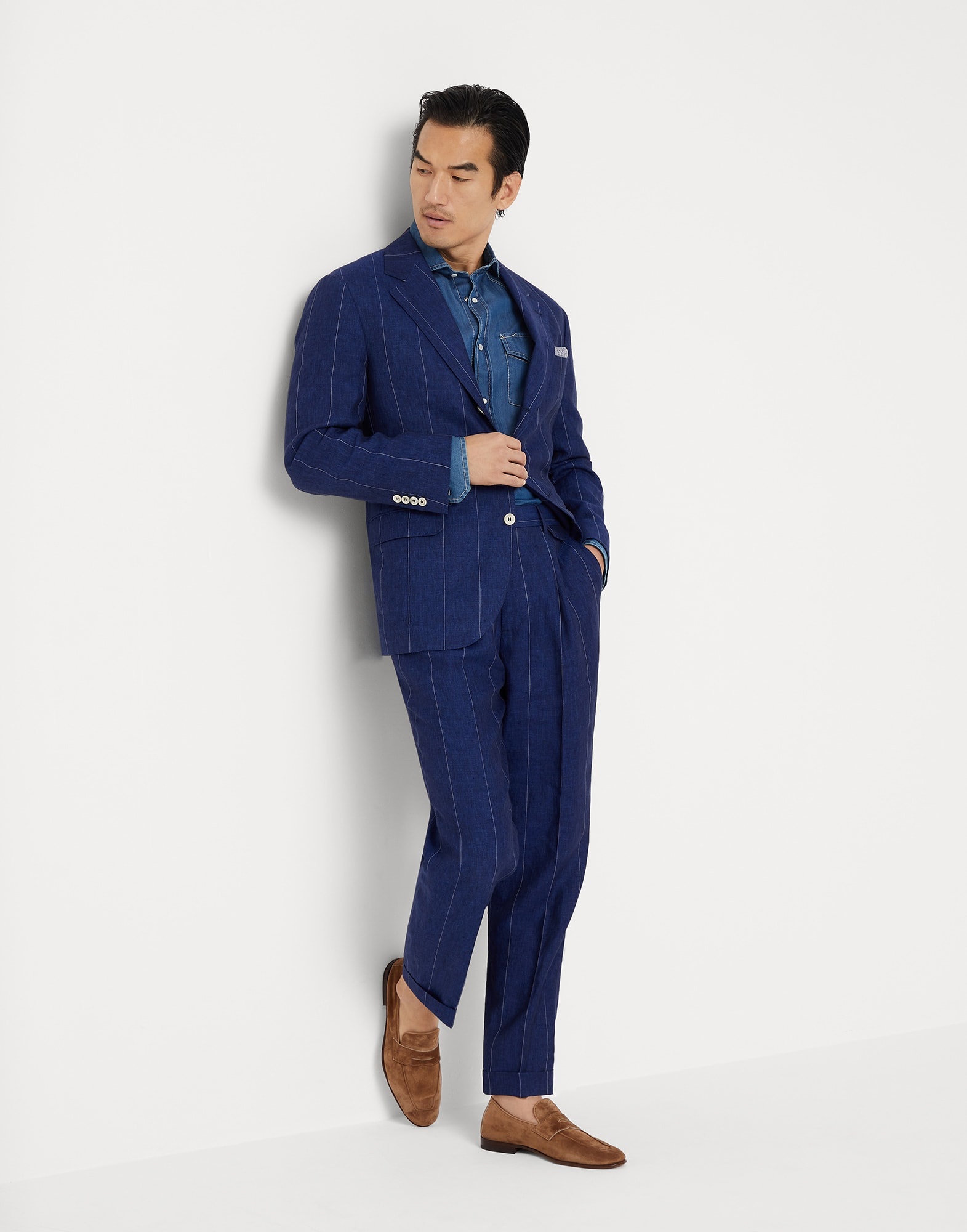 Linen wide chalk stripe Leisure suit: deconstructed jacket and double-pleated trousers with tabbed w - 4