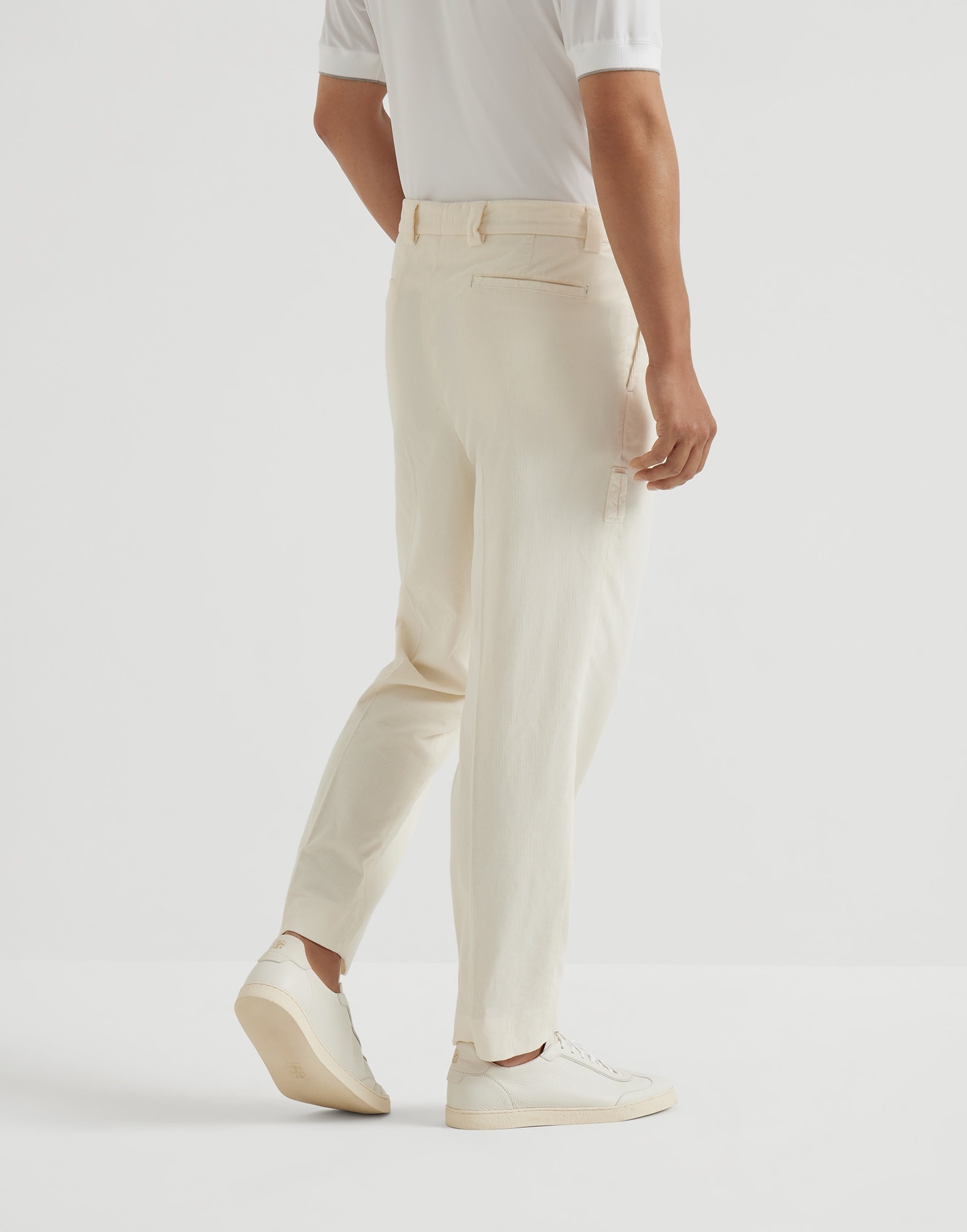 Garment-dyed trousers in cotton narrow wale corduroy with tee holder - 2