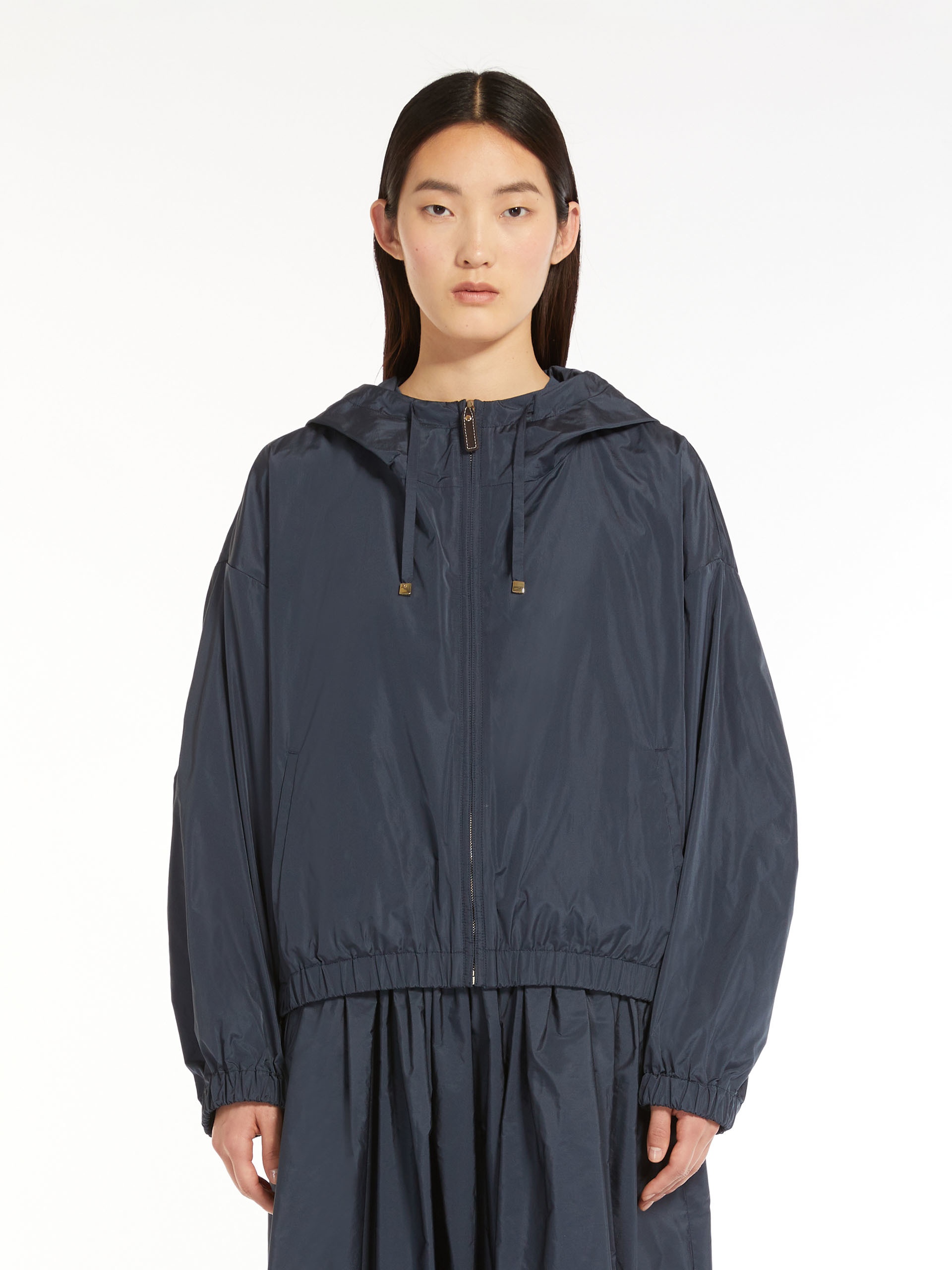 【関税込み】Max Mara ネイビー Taffci ジャケット Max Mara TAFFCI Short parka in water-resistant taffeta