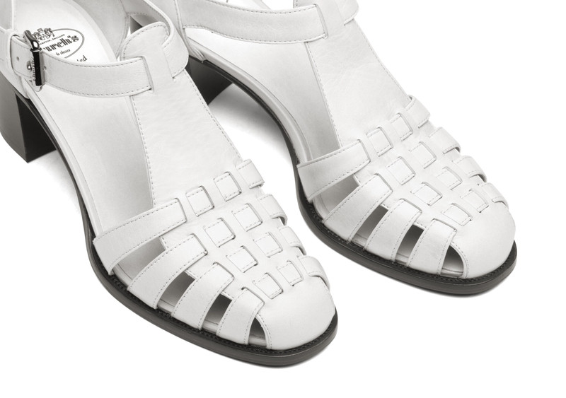 Kelsey 50
Shine Calf Leather Mid Heel Sandal White 4