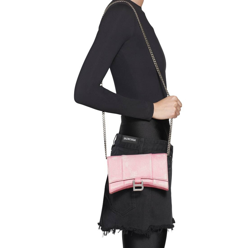 Women's Hourglass Wallet On Chain Denim Printed in Pink 3