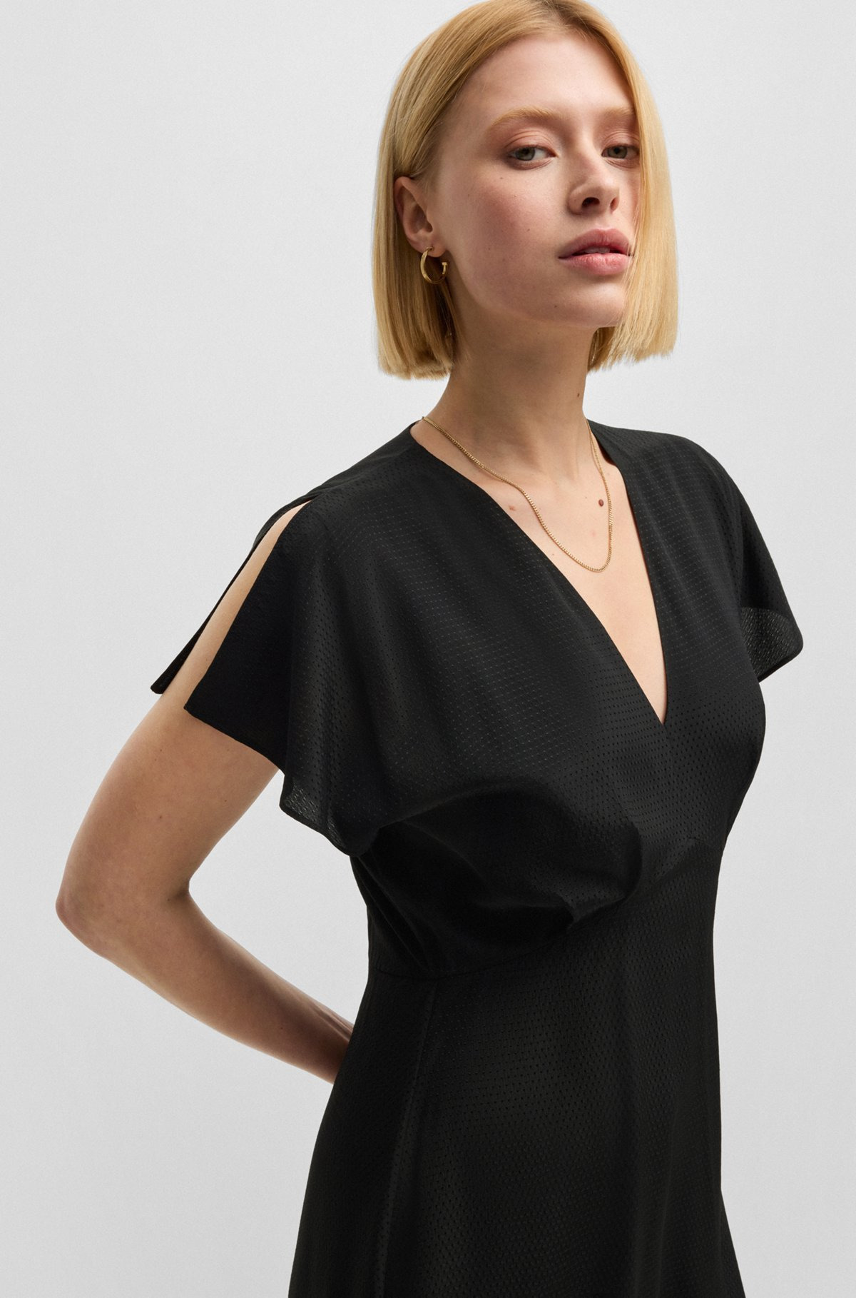 V-NECK DRESS IN DOT-PATTERNED SILK - 6