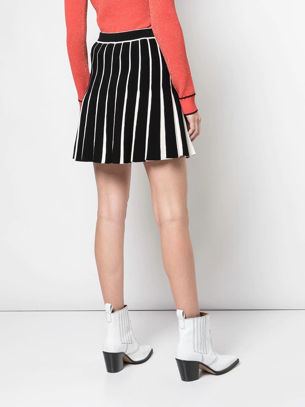 contrasting pleated skirt - 4