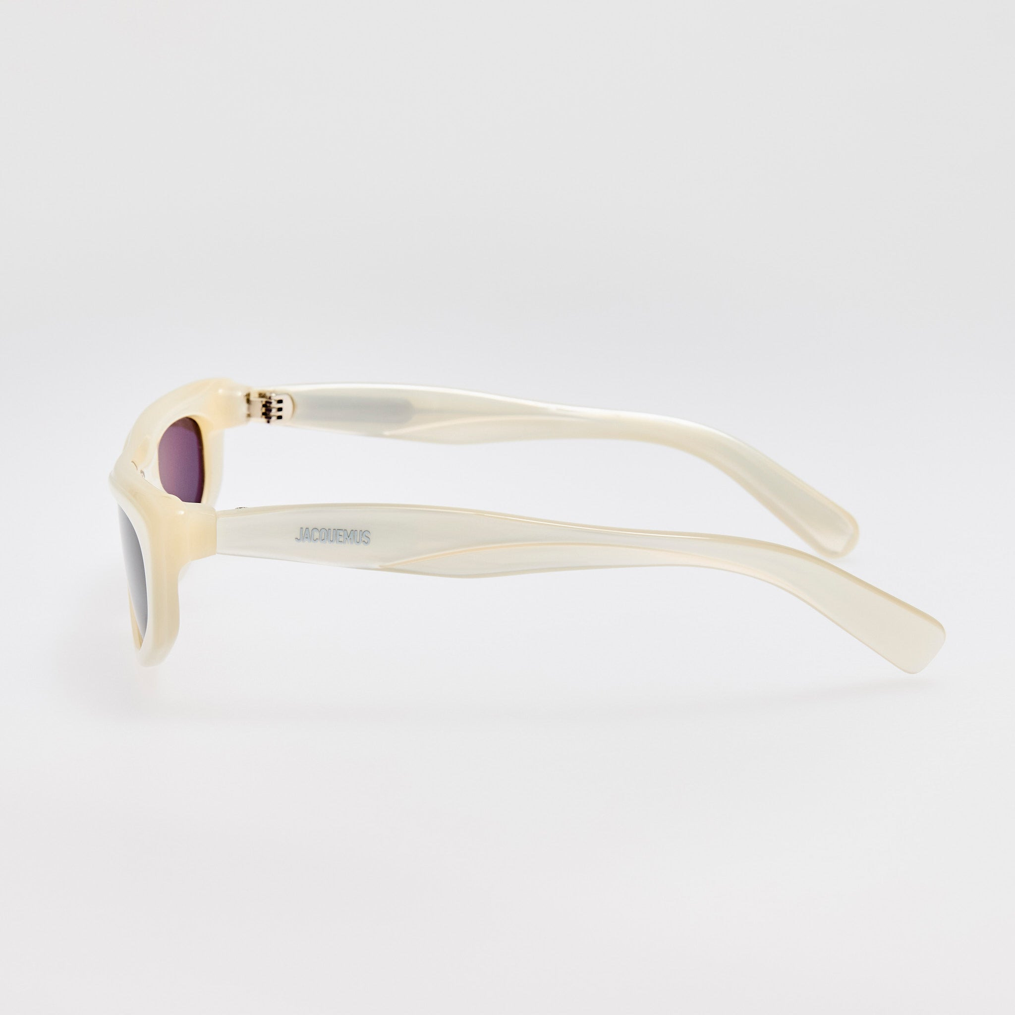 Casco Sunglasses in Metallic Pearl - 6