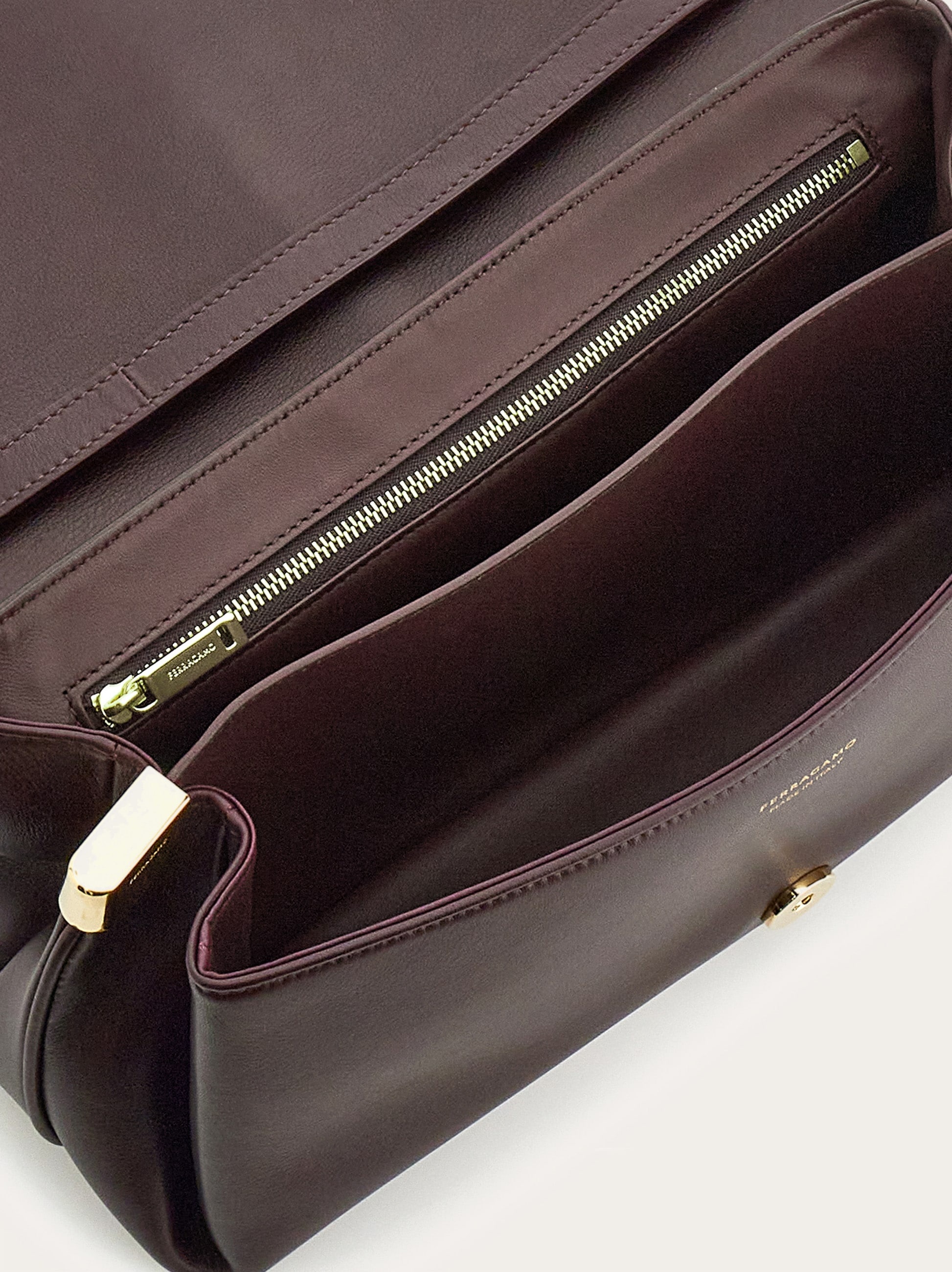 Front flap crossbody bag (M) - 6