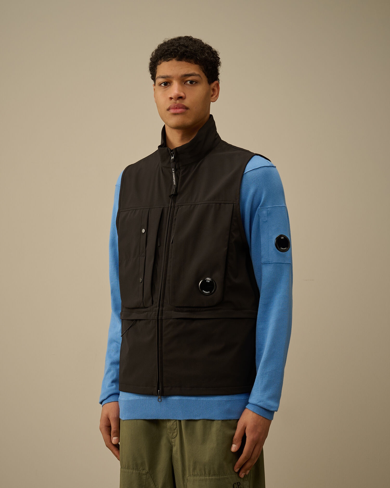 C.P. Shell-R Hooded Vest - 3