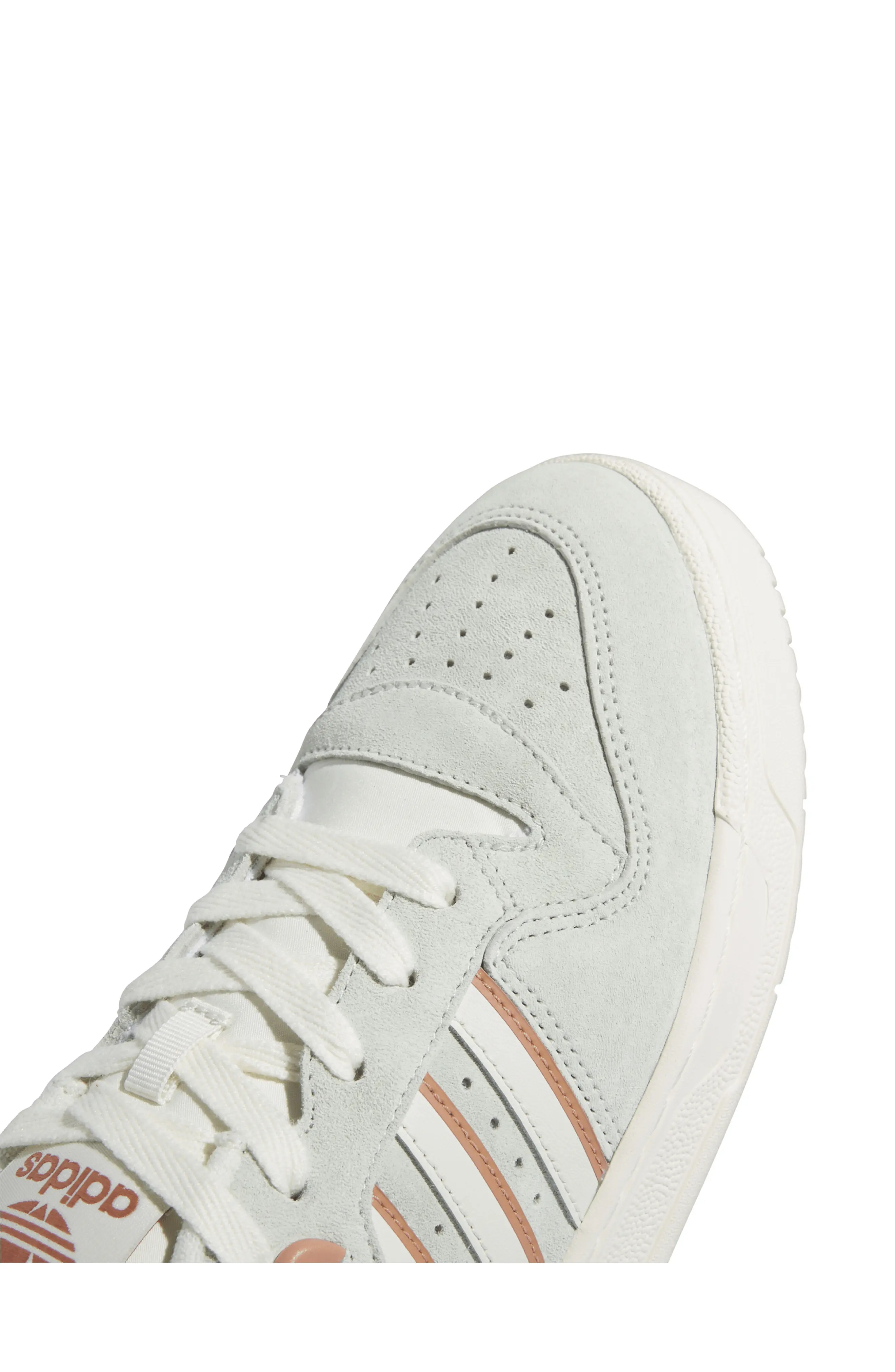 Rivalry Low Sneaker in Linen Green/Ivory - 9