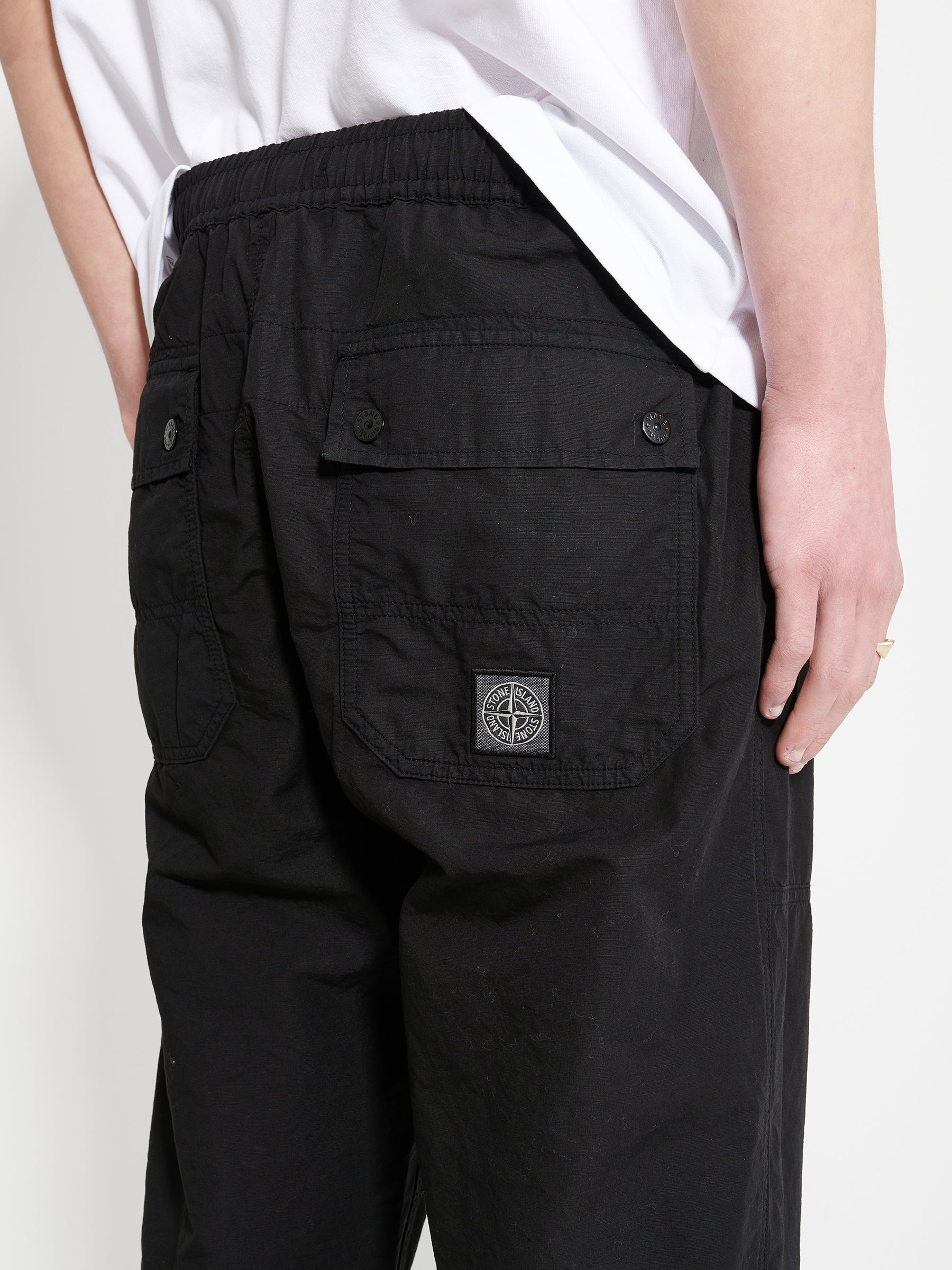 STONE ISLAND REGULAR WOVEN PANTS BLACK - 6