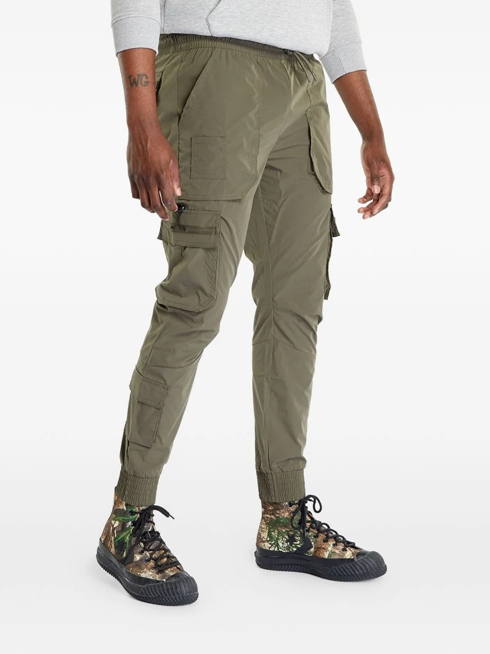 logo-patch cargo pants - 1